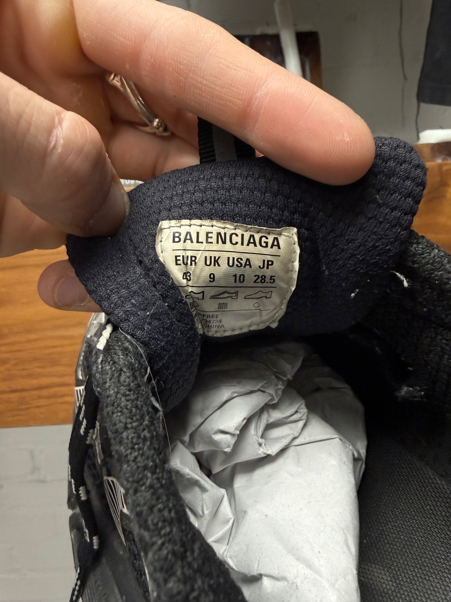 Balenciaga 3XL Black/Silver Low Top Sneakers
