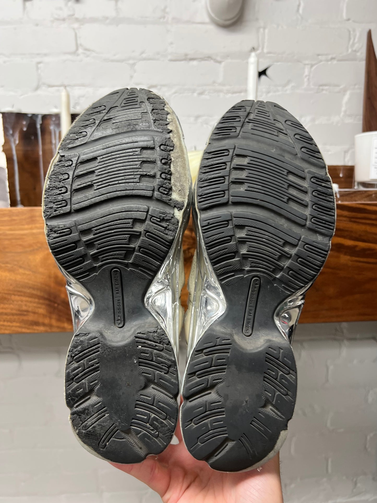 Raf Simons x Adidas ‘Ozweegos V3’ Silver/Cream Metallic Low Top Sneakers