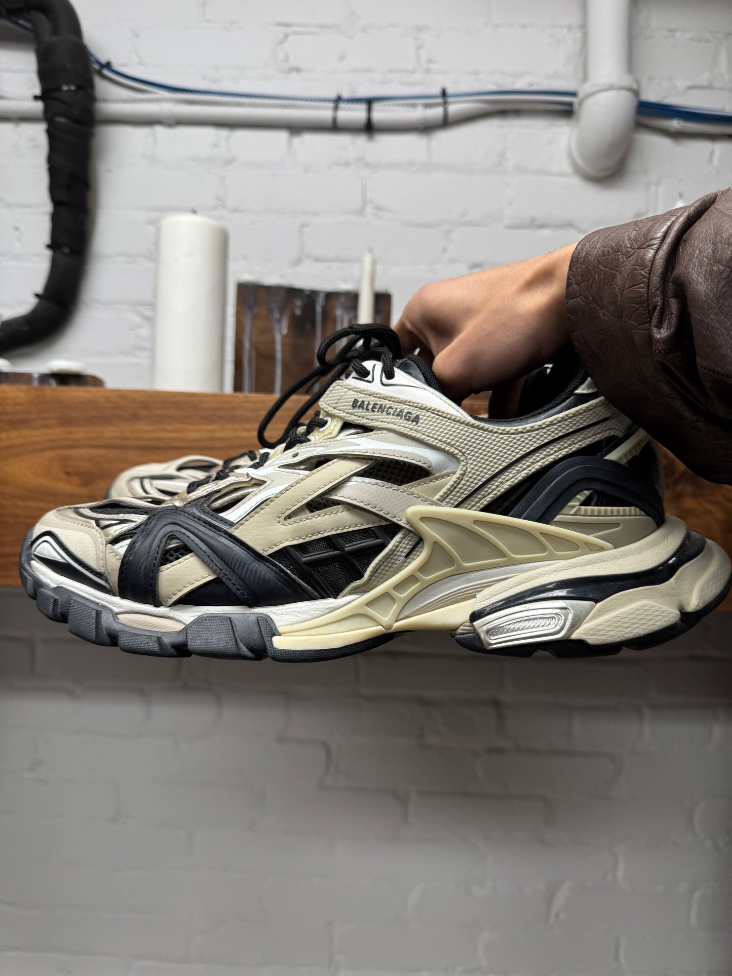 Balenciaga ‘Track 2’ Beige/Black Low Top Sneakers