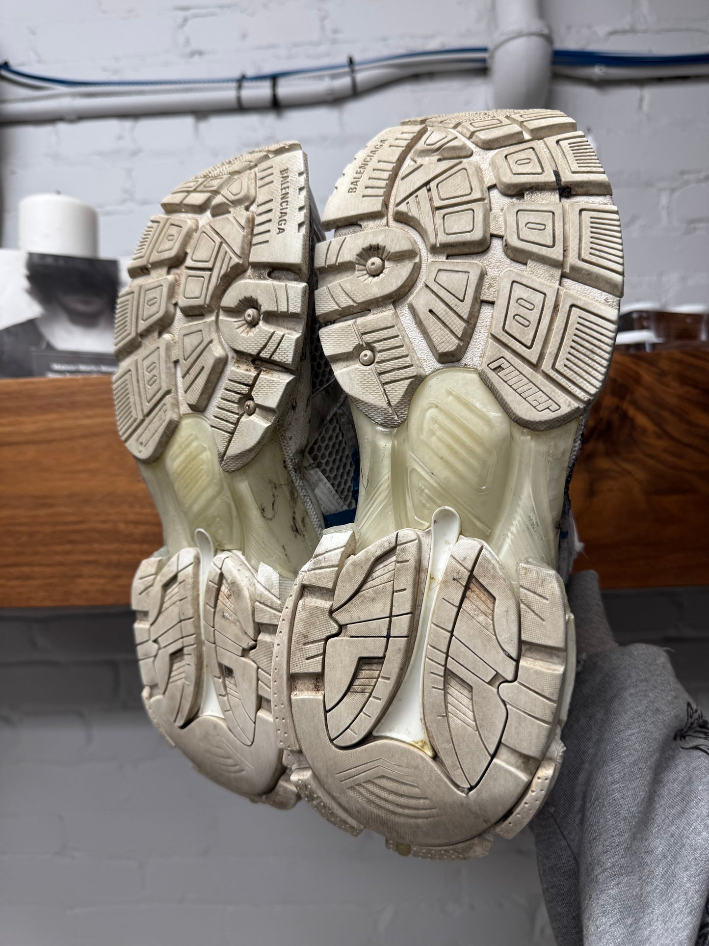 Balenciaga Graffiti ‘Runner’ White/Blue Low Top Sneakers