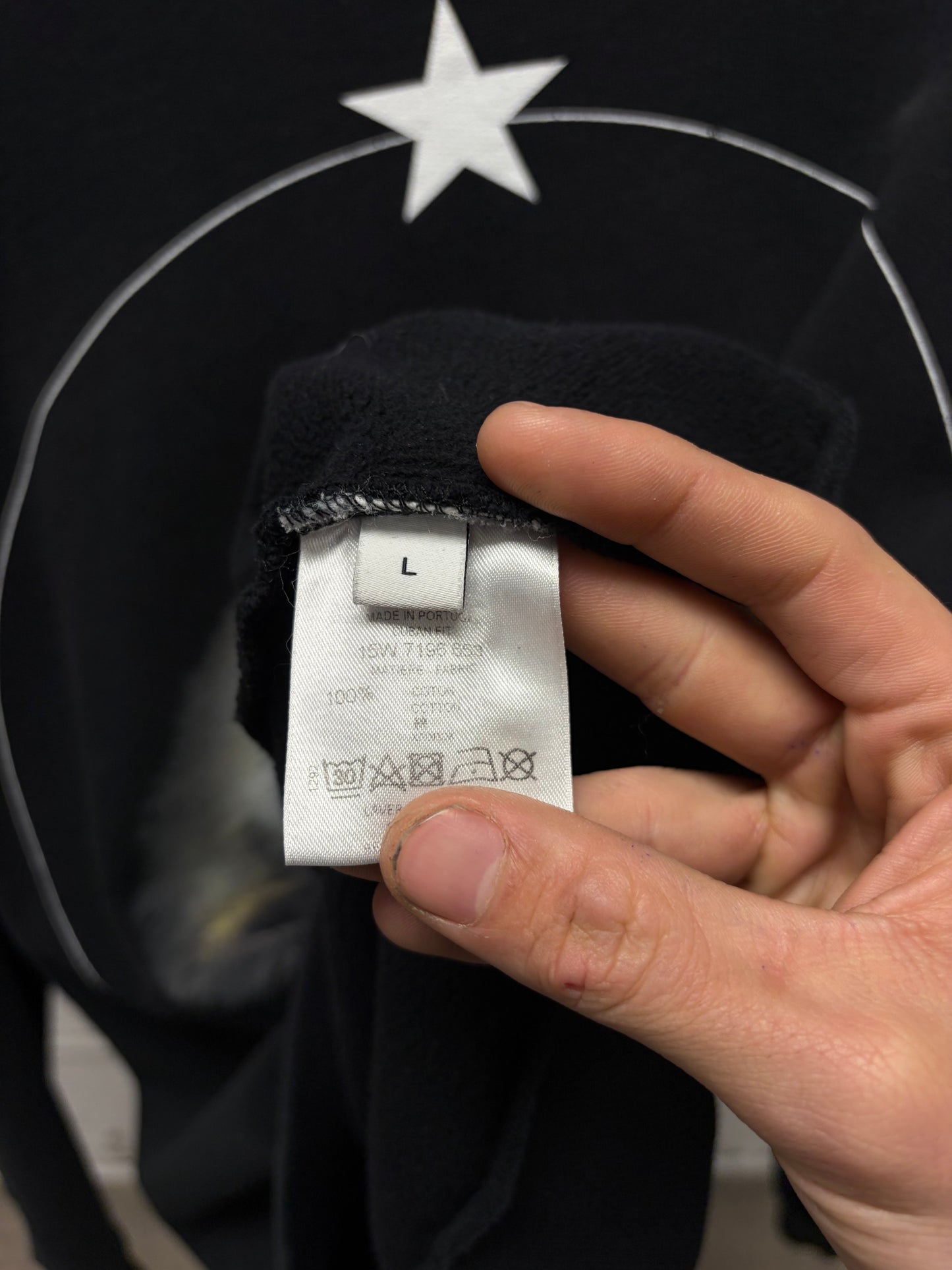 AW2015 Givenchy ‘Screaming Monkeys’ Sweatshirt