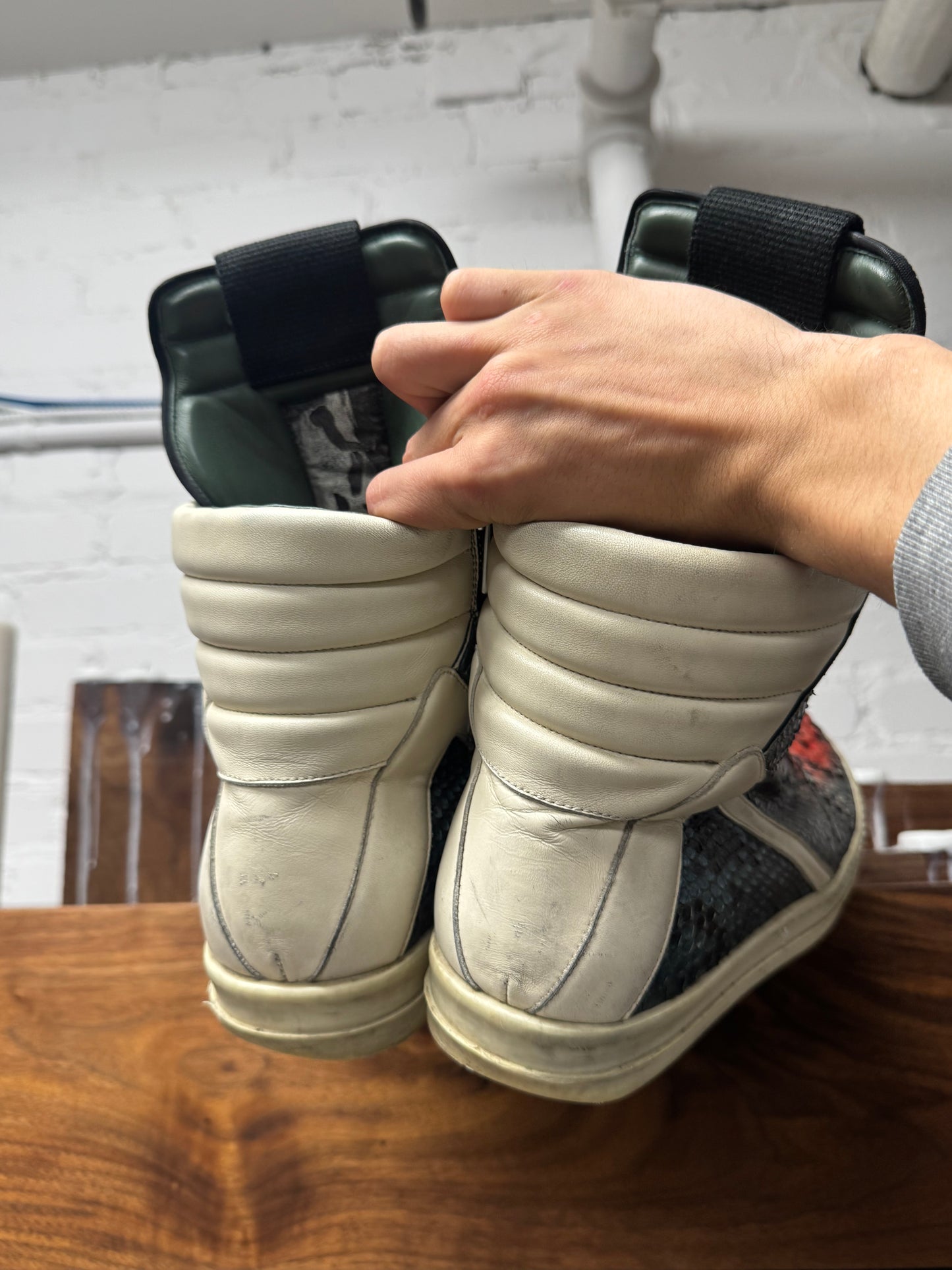 AW2022 Rick Owens Genuine Python Leather ‘Strobe’ Geobaskets
