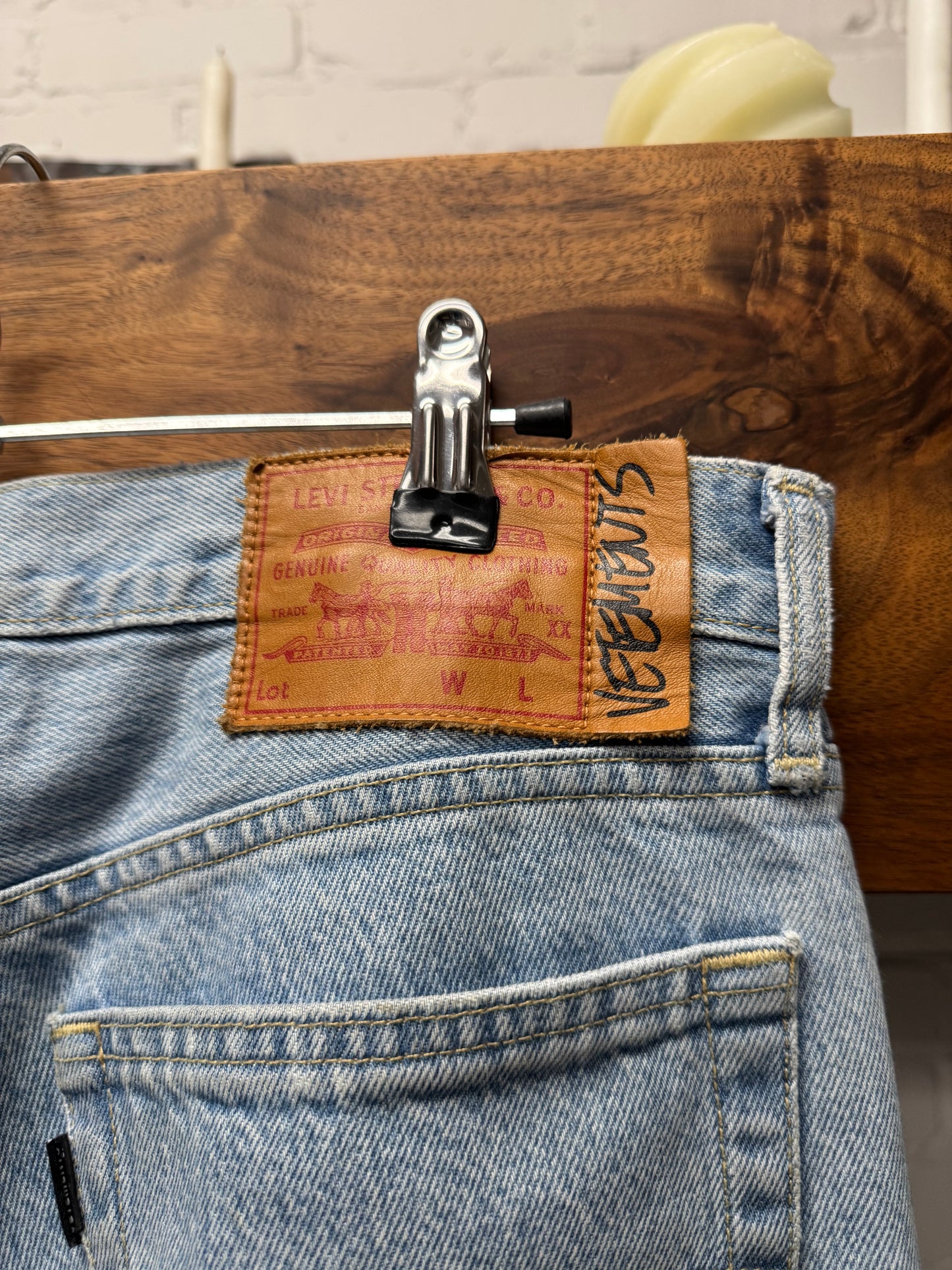SS2019 Vetements Pour Homme ‘Cut Slash & Pull’ Light Wash Denim
