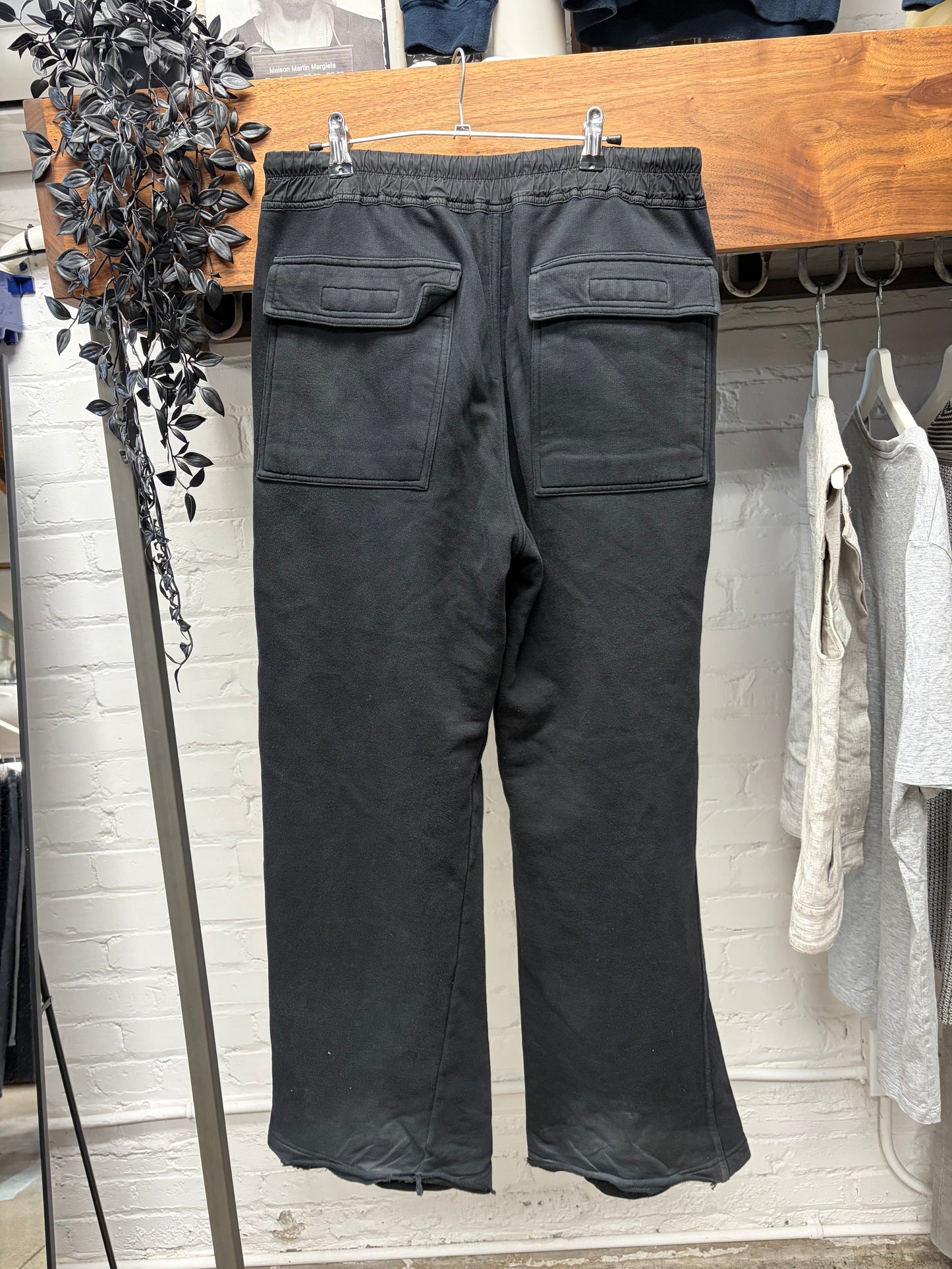 Rick Owens ‘Berlin’ Relaxed Cut Black Sweatpants