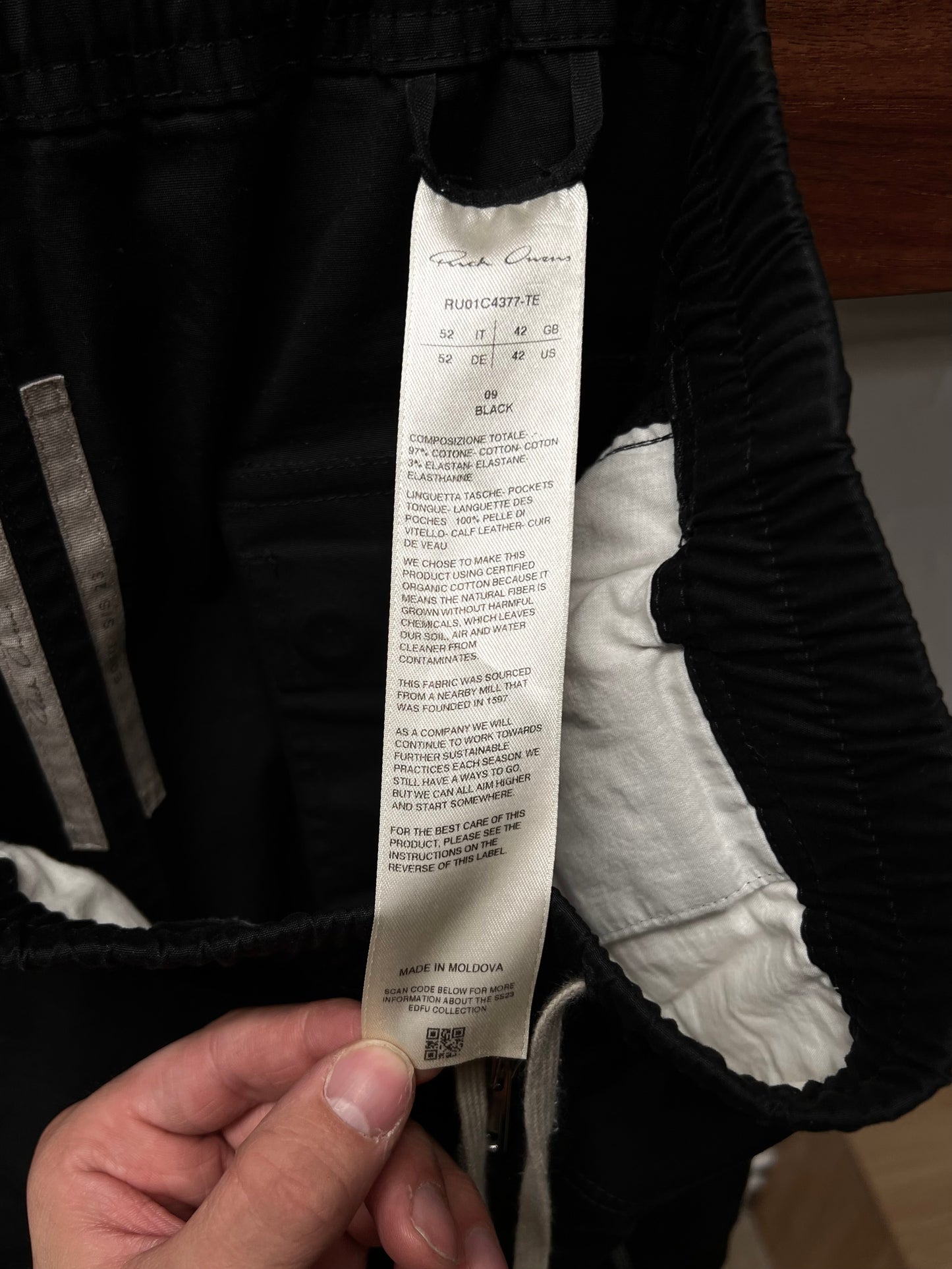 Rick Owens ‘Bauhaus’ Black Drawstring Cargo Jogger Pants