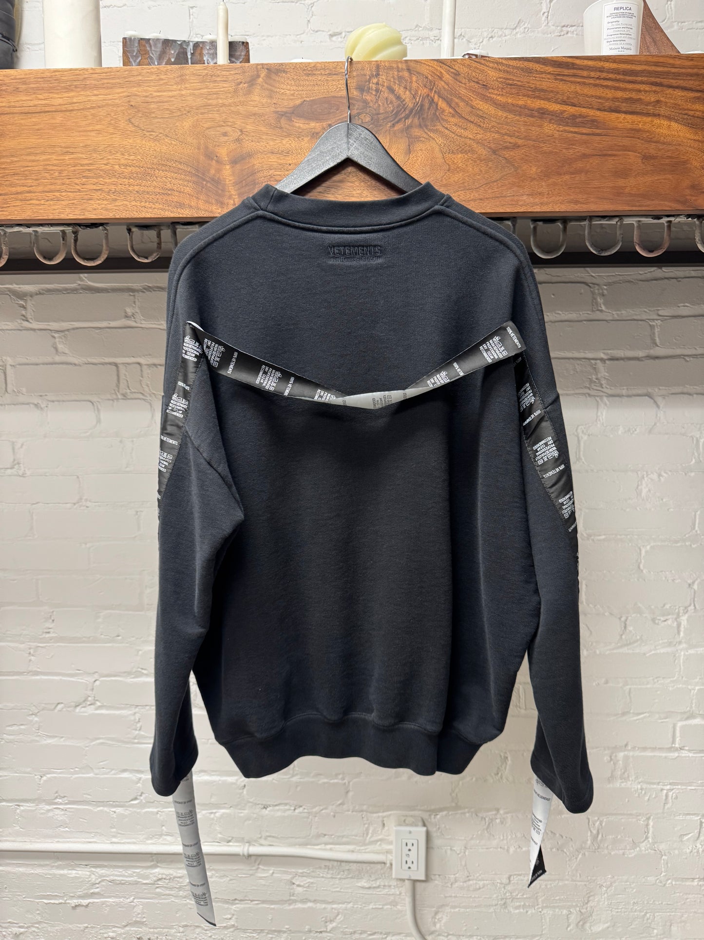 SS2019 Vetements ‘Wash Tag’ Sweatshirt