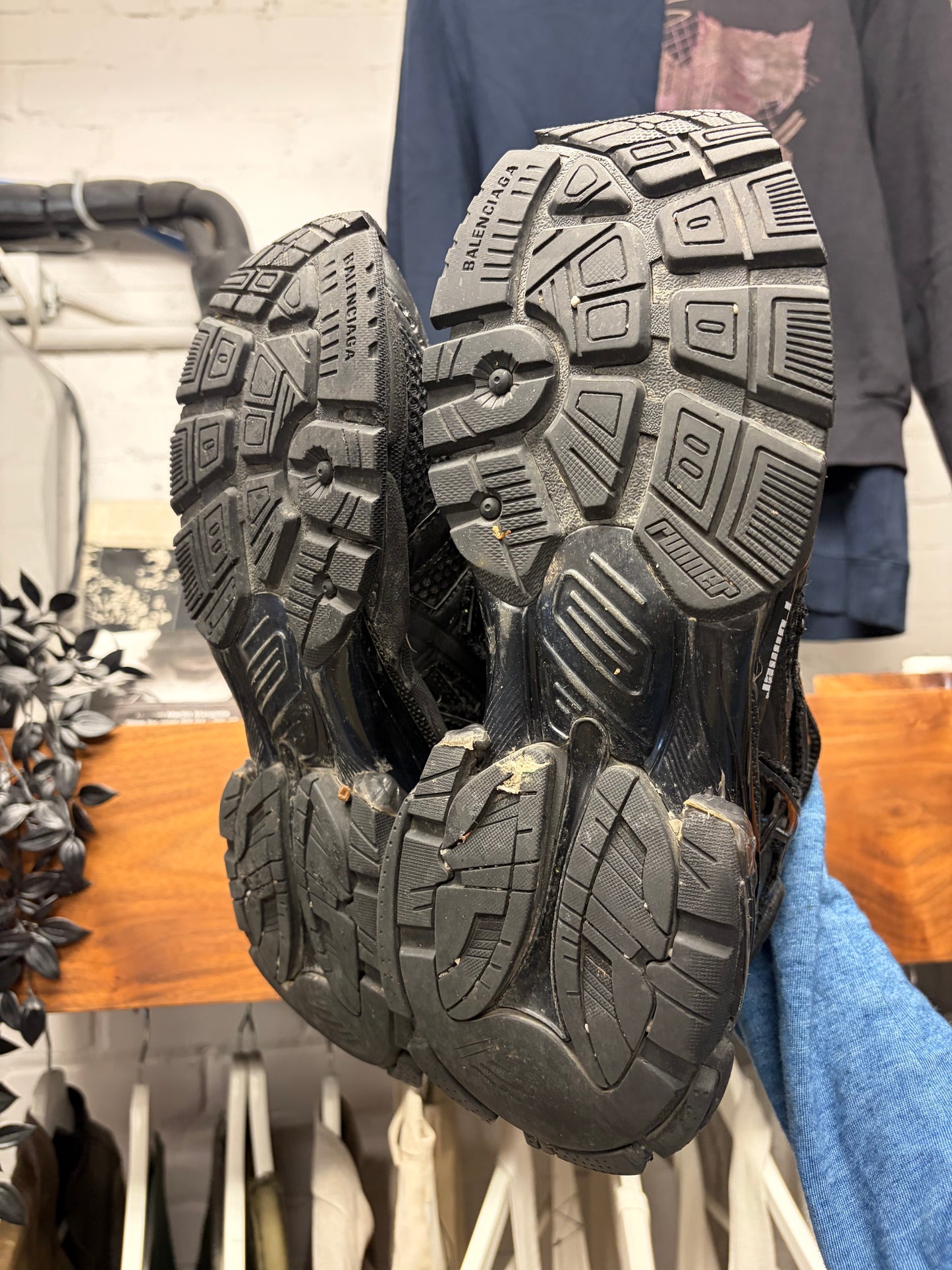 Balenciaga ‘Runner’ Triple Black Low Top Sneakers