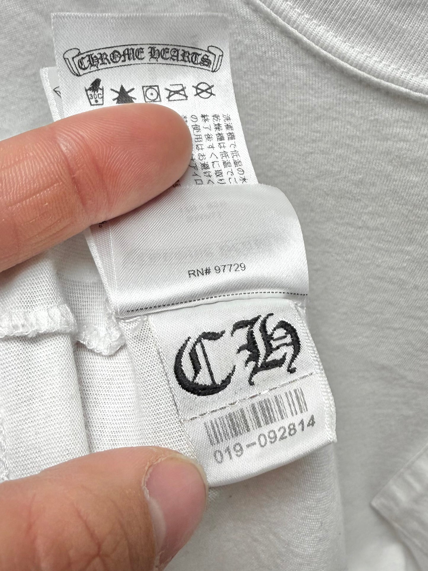 Chrome Hearts ‘Hong Kong’ Store Exclusive Horseshoe White Logo T-Shirt