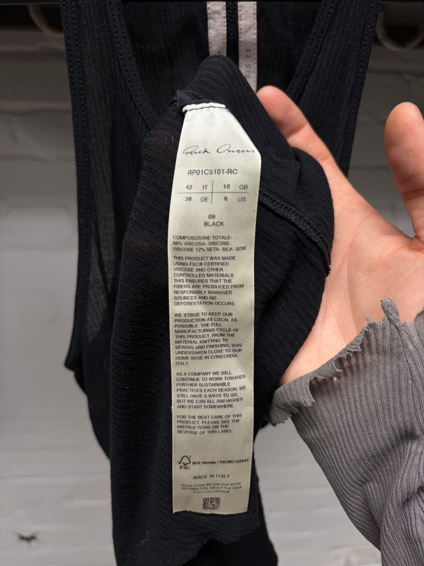 SS2023 Rick Owens ‘Edfu’ Ribbed Black Tank Top