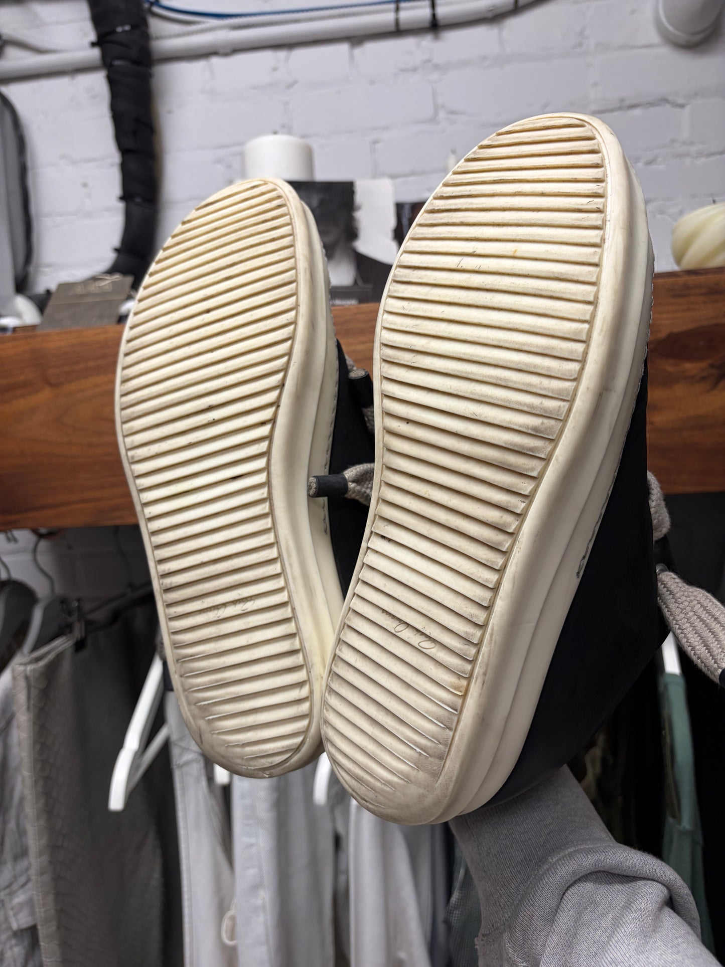 Rick Owens ‘Jumbo Lace’ Leather Ramones Low Top Sneakers