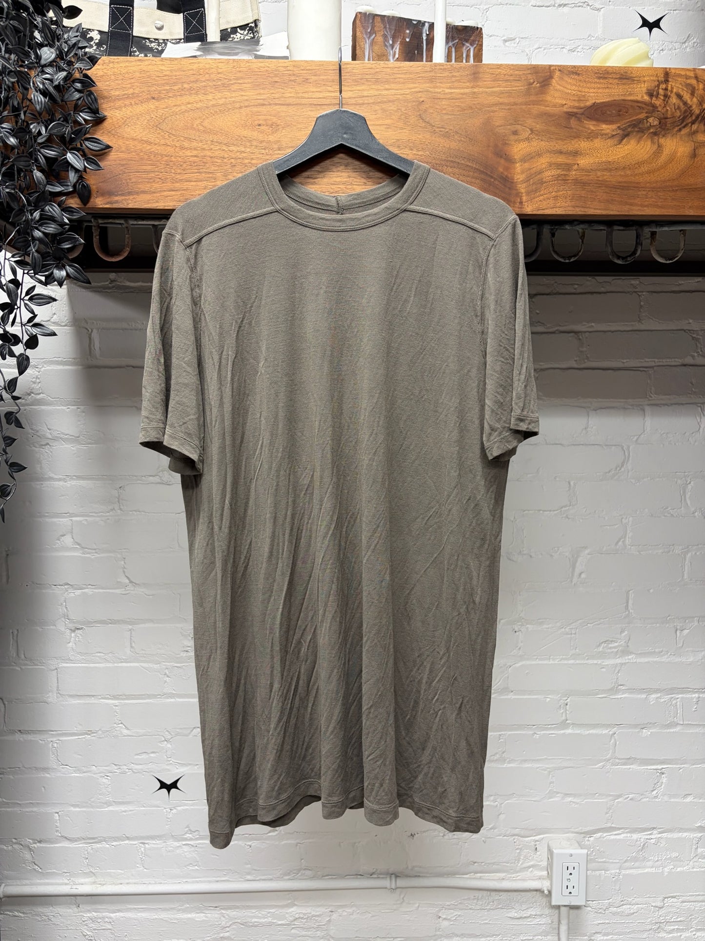 AW2019 Rick Owens ‘Larry’ Dust Brown ‘Level’ Oversized T-Shirt