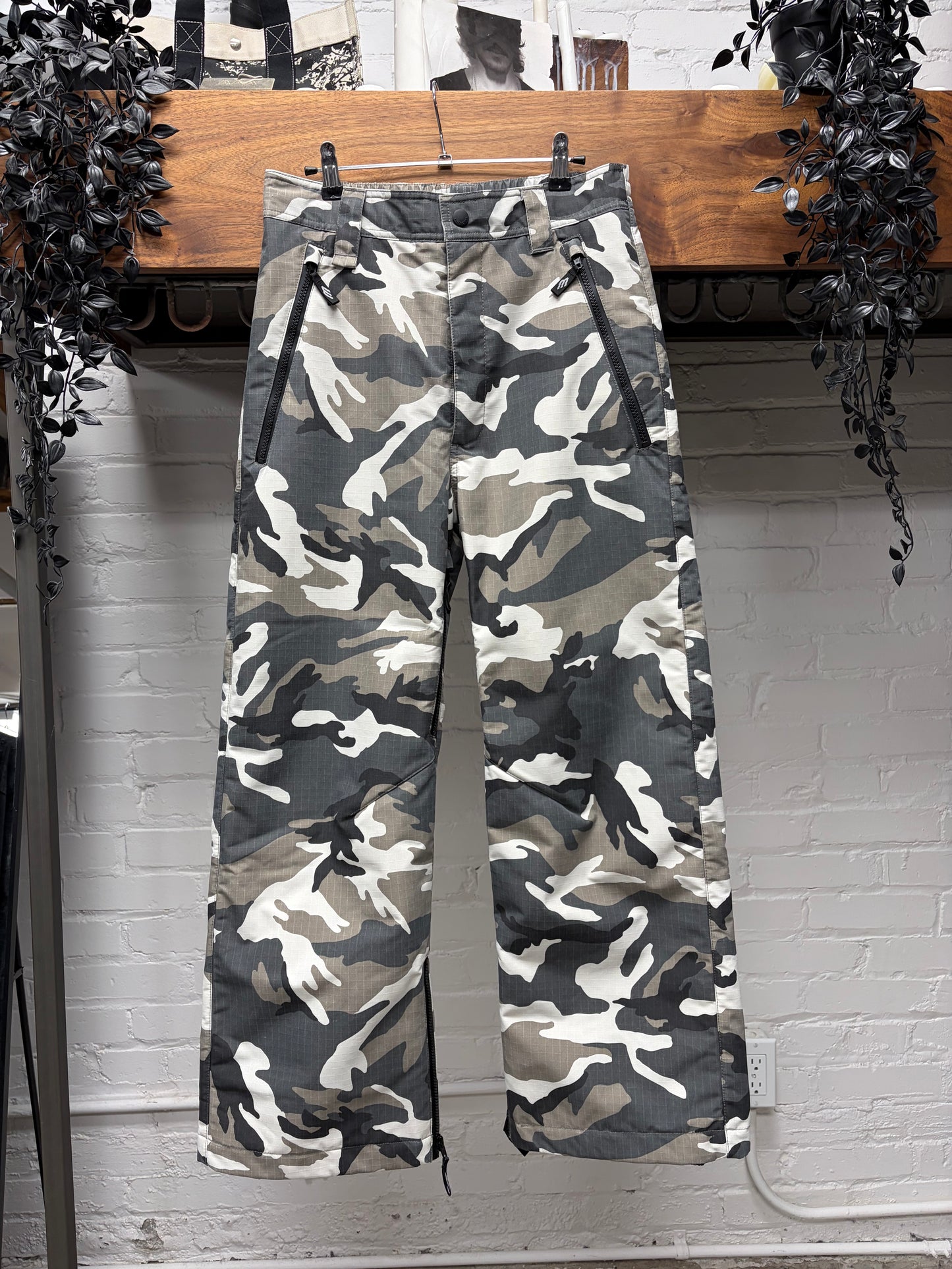 AW2024 Balenciaga ‘Skiwear’ Ripstop Snow Camo Pants