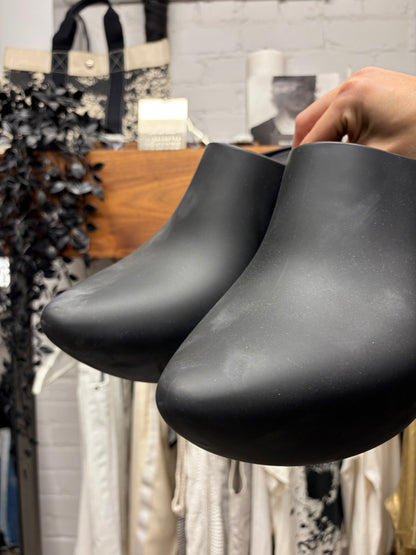 Balenciaga ‘Techoclog’ Black Platform Mules