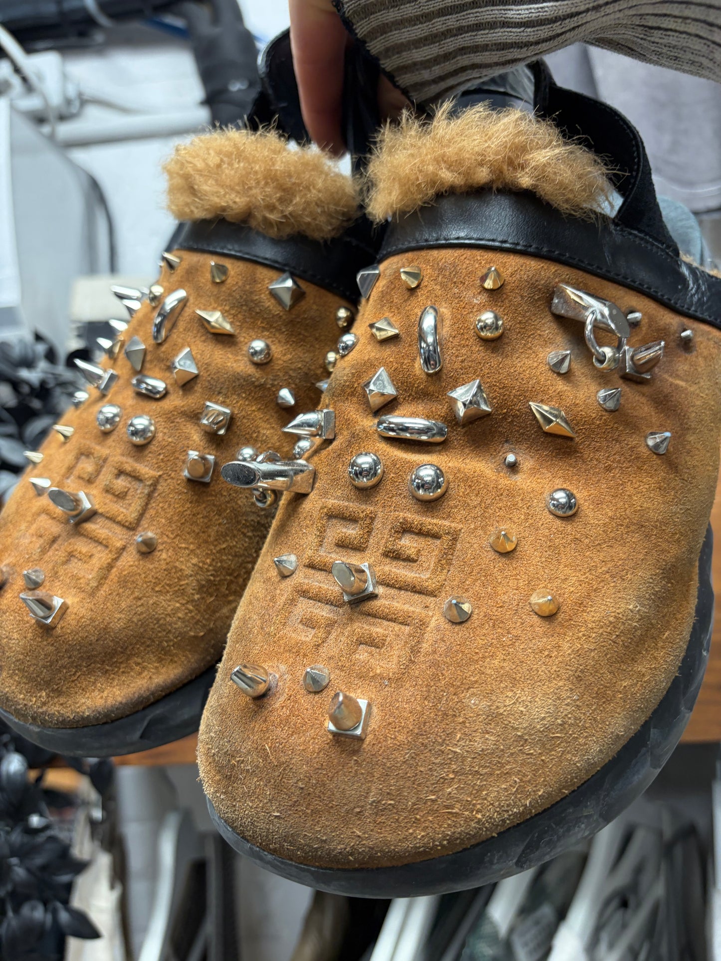 AW2021 Givenchy Tan Suede ‘Marshmallow’ Spiked Slingback Clogs