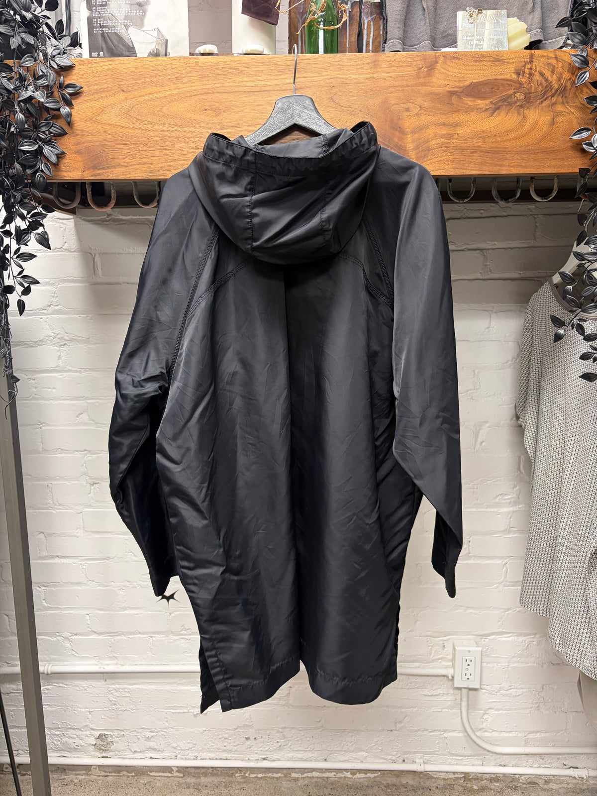 1017 Alyx 9SM ‘Roller Buckle’ Black Nylon Oversized Anorak Coat