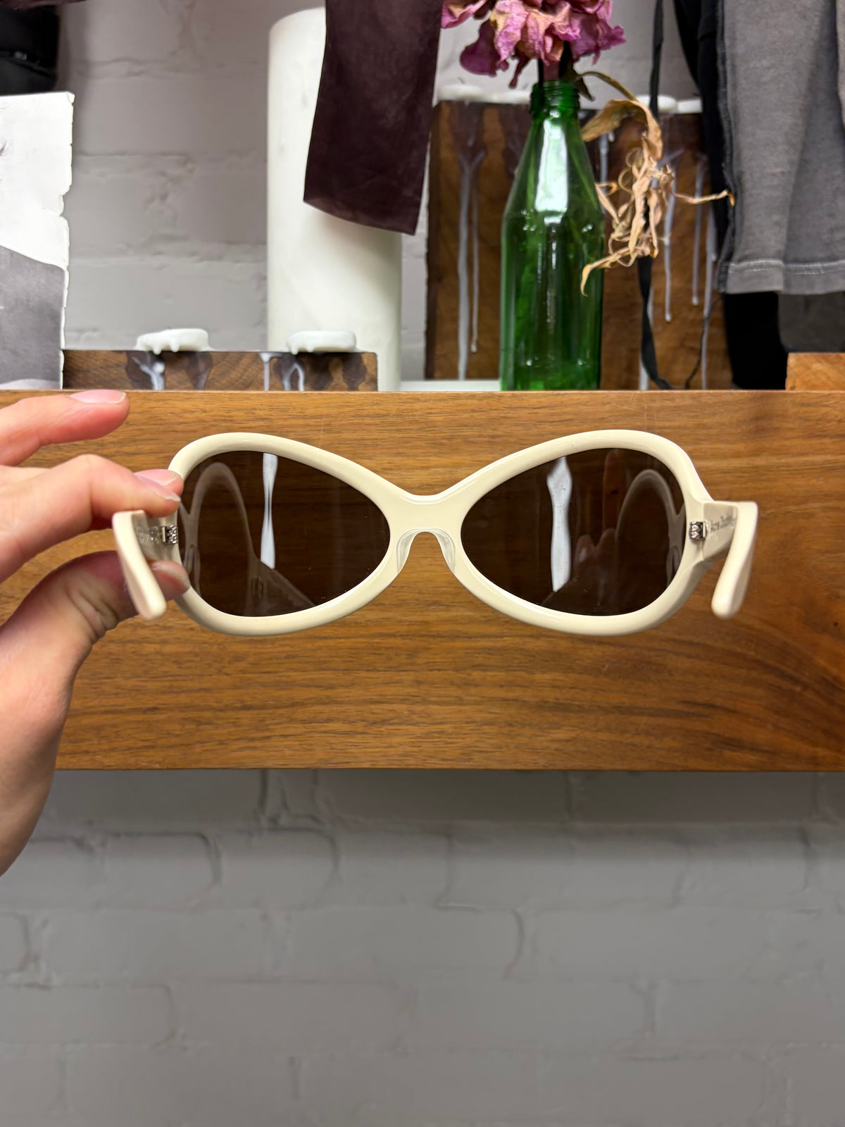 Acne Studios Cream White ‘Bug Eye’ Wraparound Lens Sunglasses