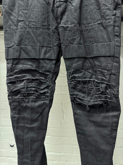 SS2022 Julius ‘9 oz’ Black Distressed Knee Skinny Denim