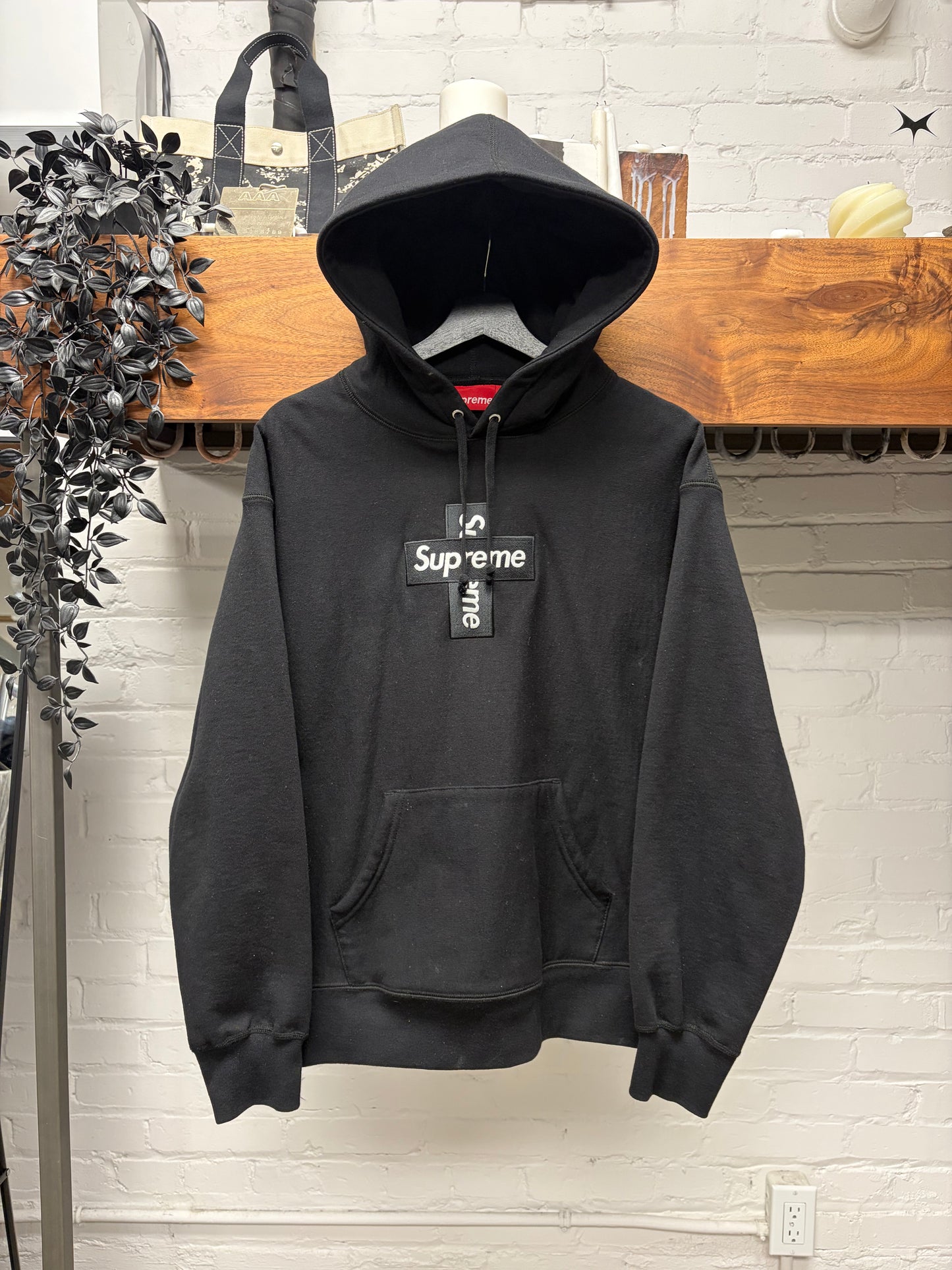 AW2020 Supreme ‘Cross Box Logo’ Black Pullover Hoodie