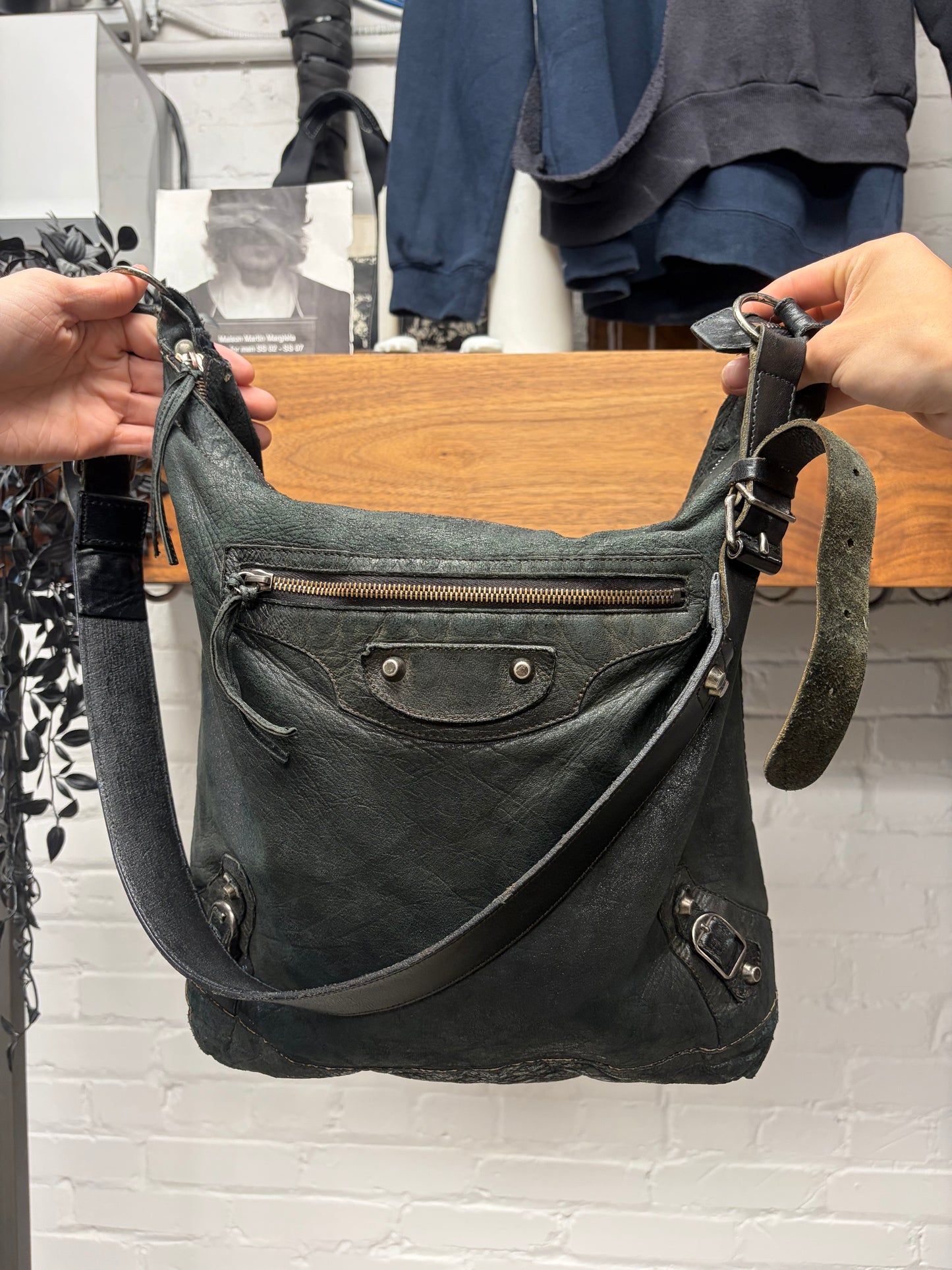 Balenciaga ‘Agneau’ Day Calfskin Leather Day Messenger Bag