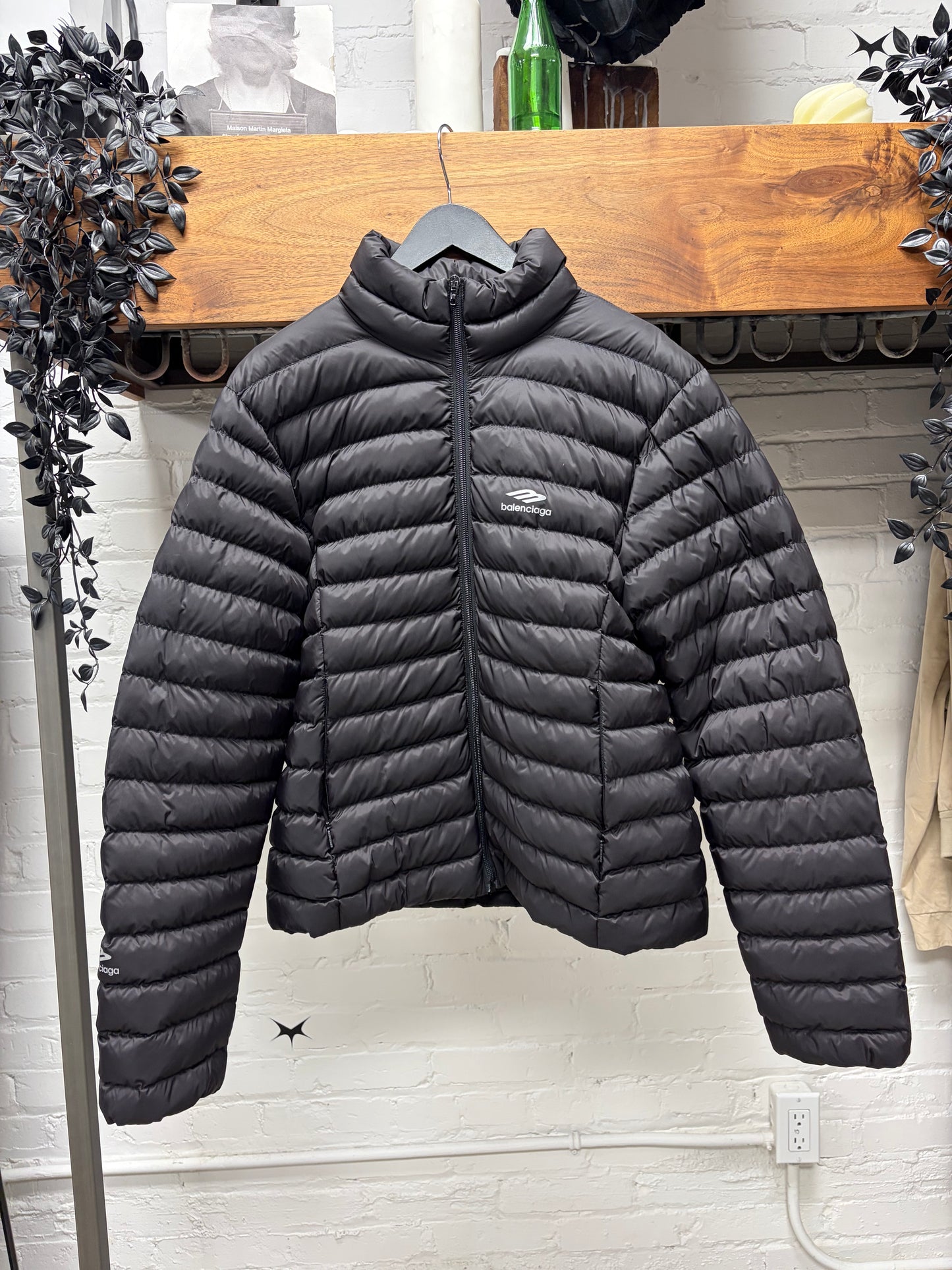 AW2023 Balenciaga Skiwear ‘Hourglass’ Black Puffer Jacket