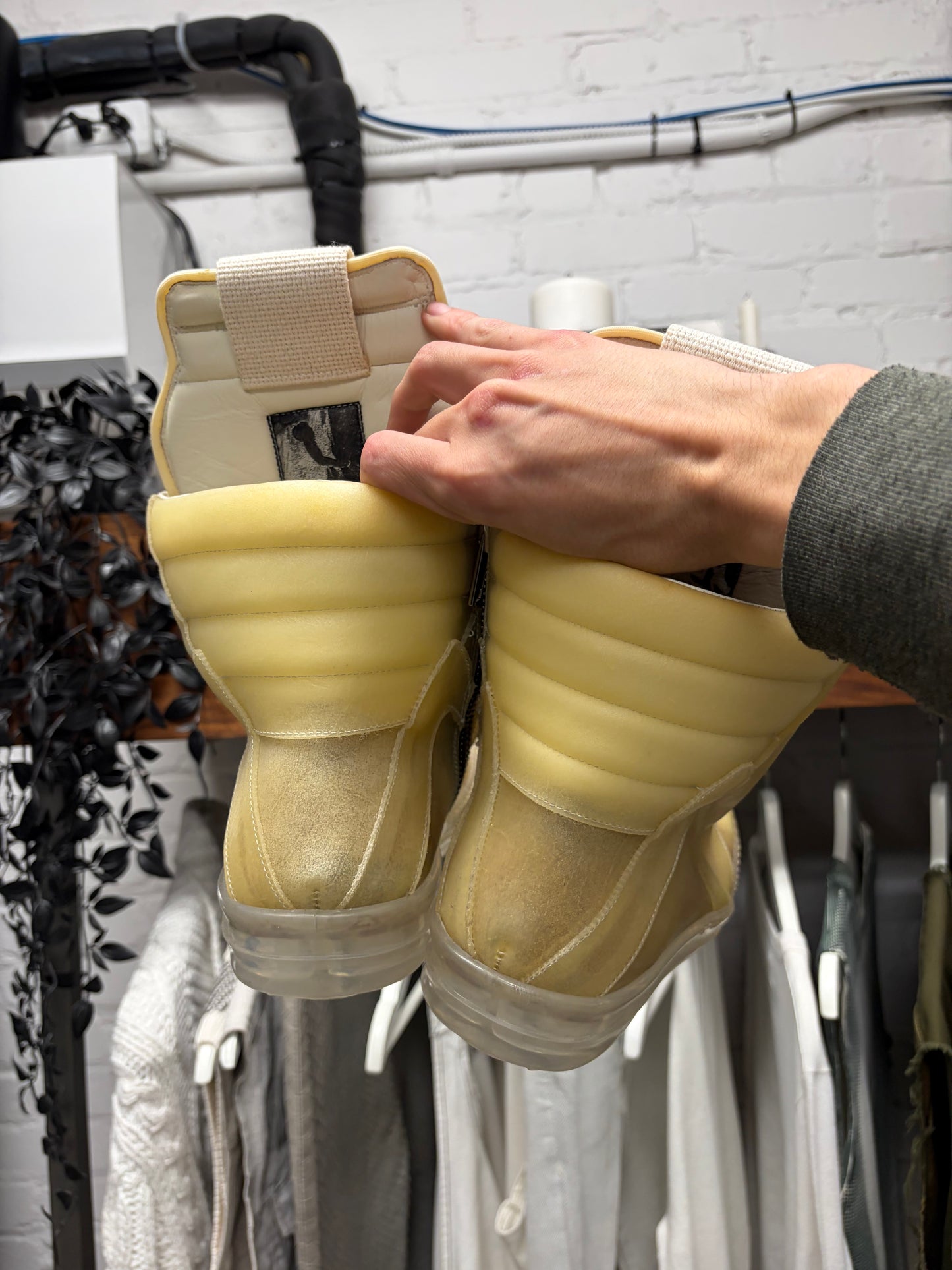 SS2023 Rick Owens ‘Edfu’ Apparition Leather Geobasket High Top Sneakers