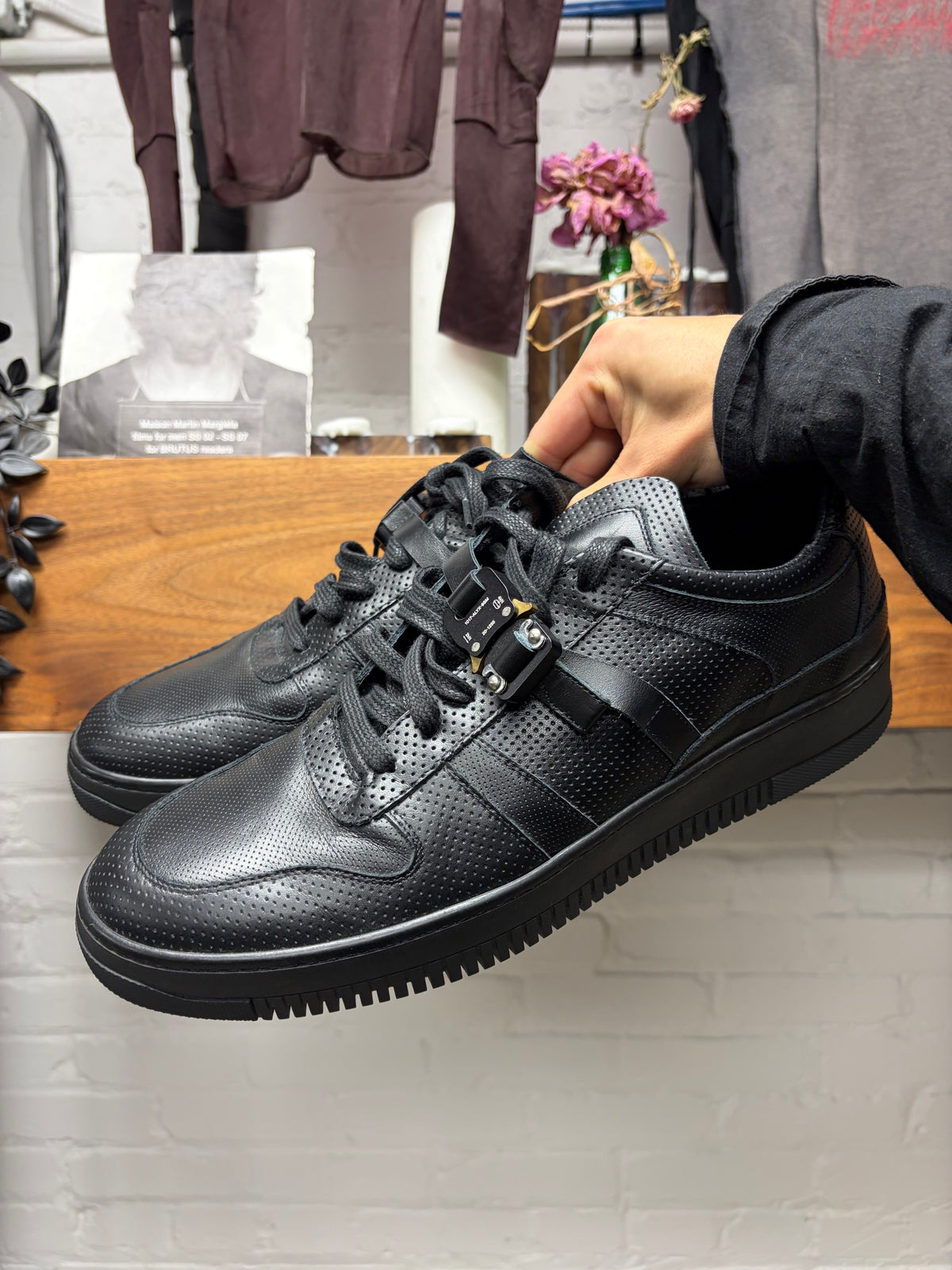 1017 Alyx 9SM Black Leather ‘Roller Buckle’ Low Top Sneakers