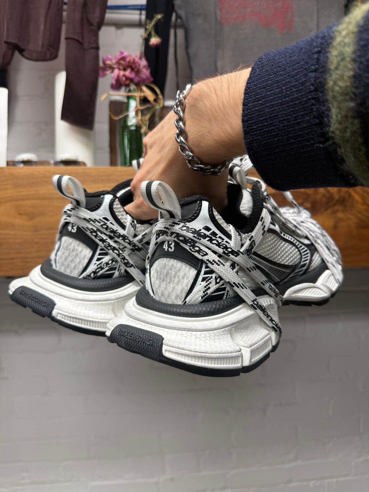 Balenciaga ‘3XL’ Extreme Laces Black/White Low Top Sneakers