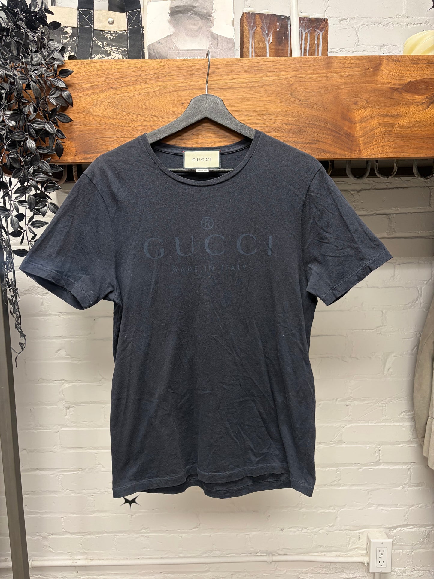 Gucci ‘Basic Logo’ Black Cotton T-Shirt