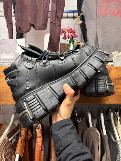 New Rock ‘106-VS1’ Leather Black Platform Ankle Boots