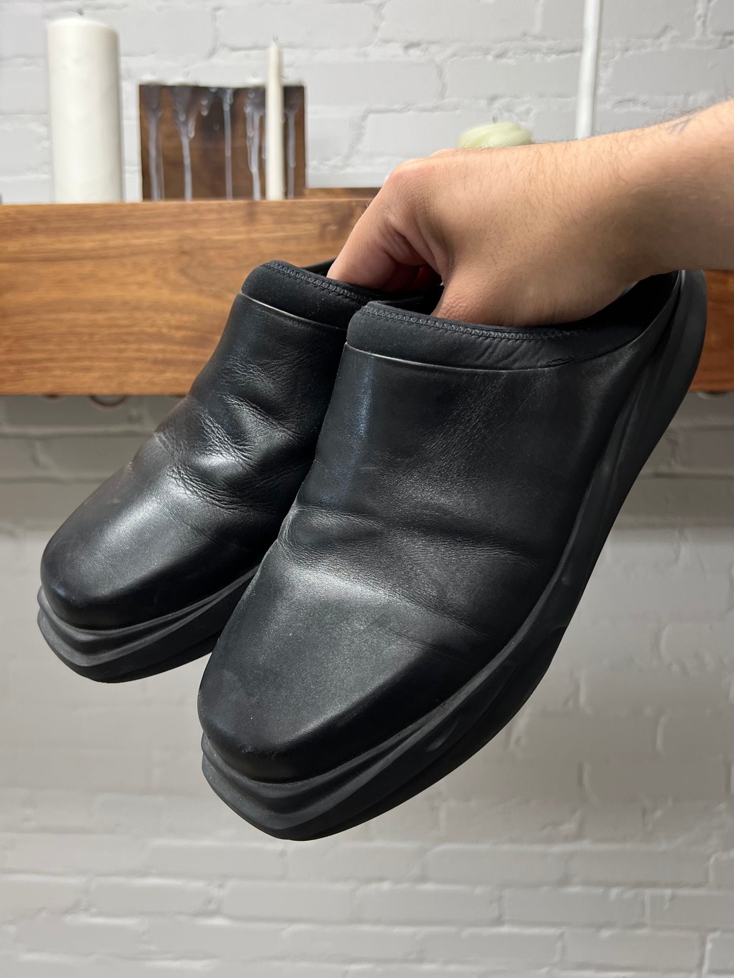 AW2021 Alyx Studios Leather Mono Mules