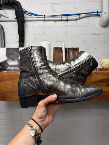 Saint Laurent Rustic Silver ‘Wyatt’ Pointed Toe Chelsea Boots
