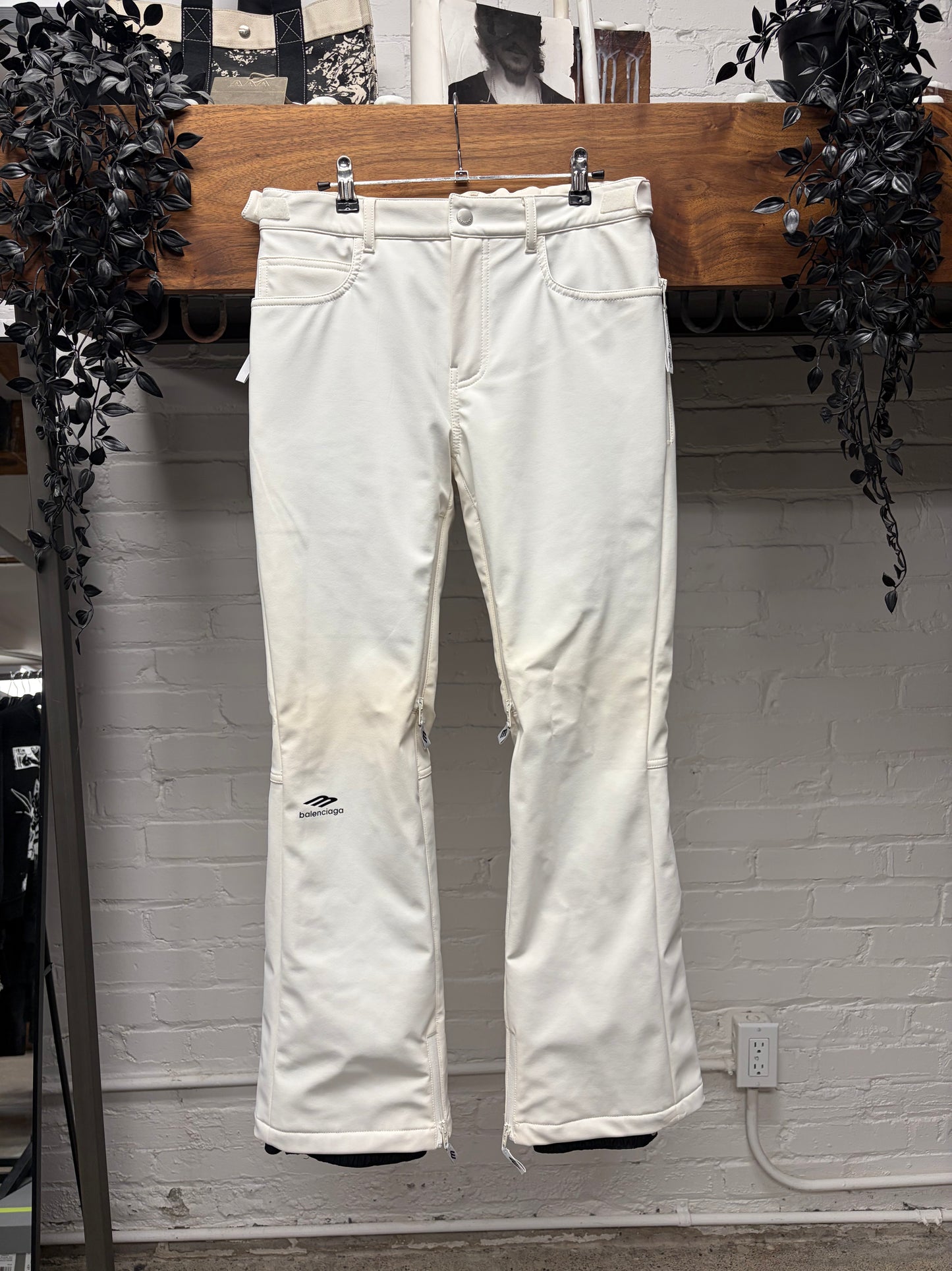 AW2024 Balenciaga ‘Skiwear’ 3B Sports Icon Logo White Snow Pants