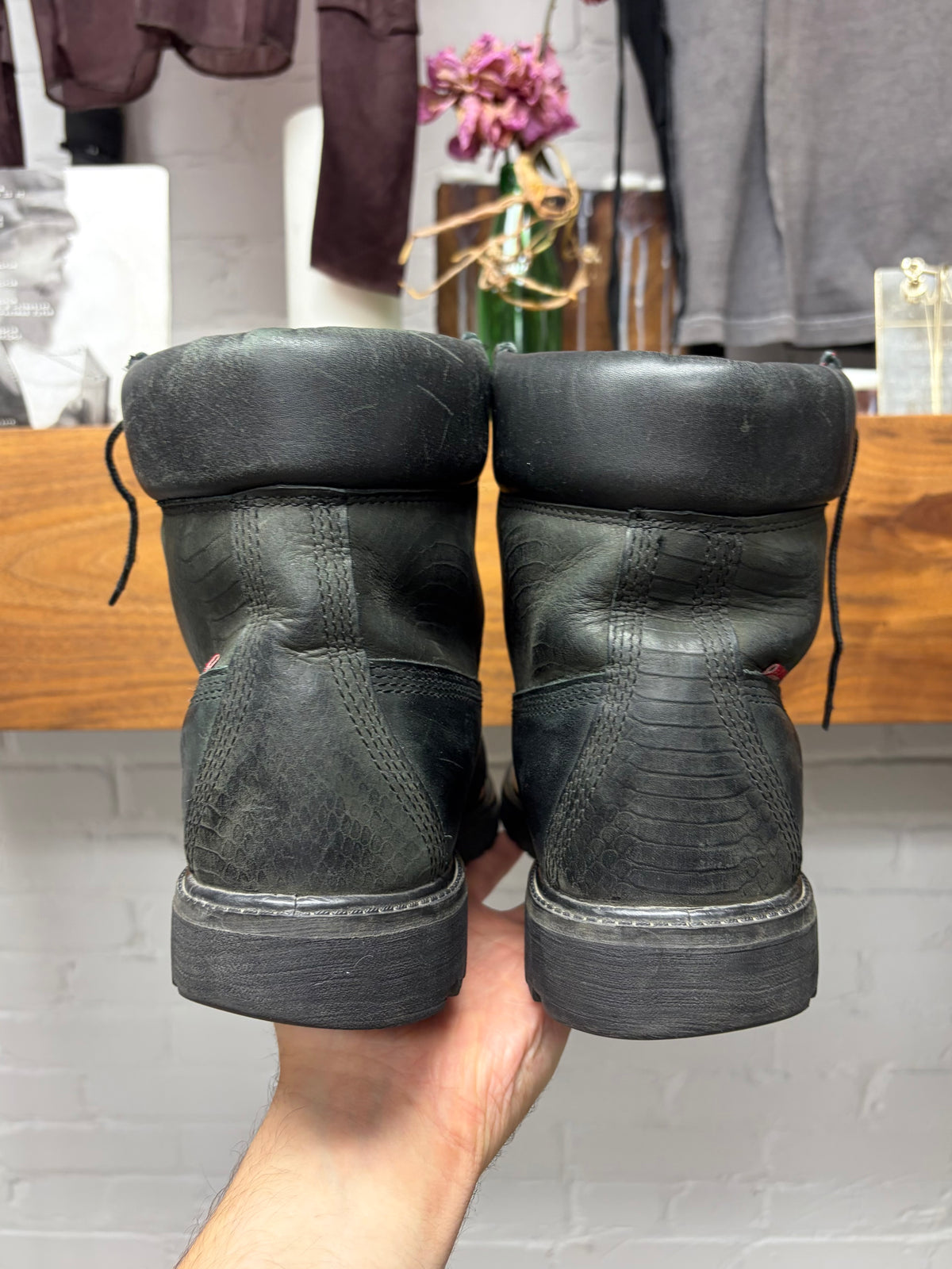 AW2013 Supreme x Timberland Snakeskin Embossed Black Leather 6 inch Premium Waterproof Boots