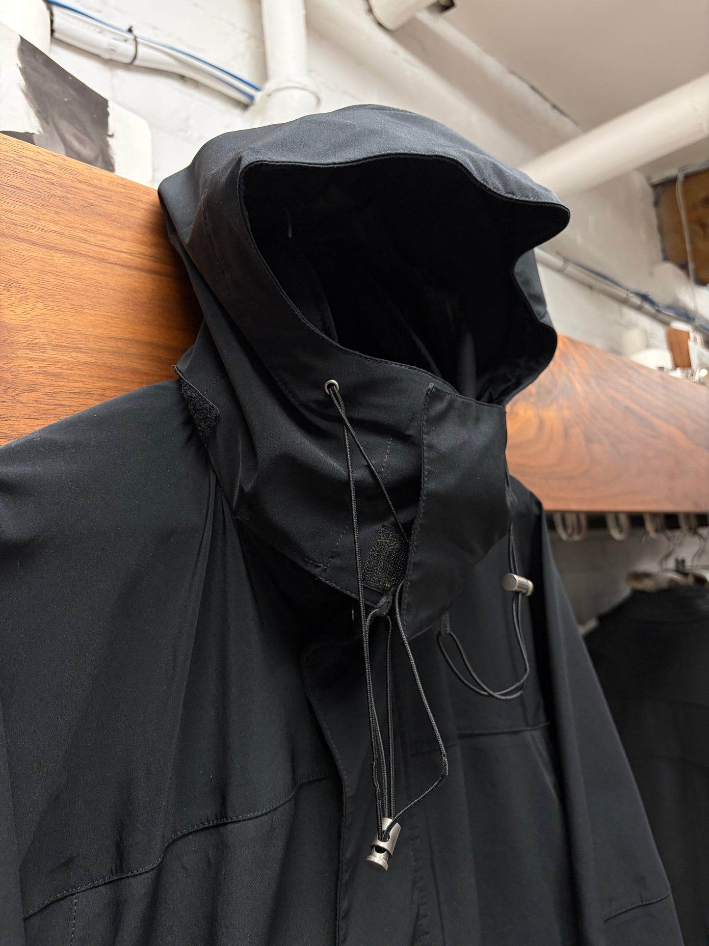 2000s Gucci Waterproof Hooded Black Shell Jacket