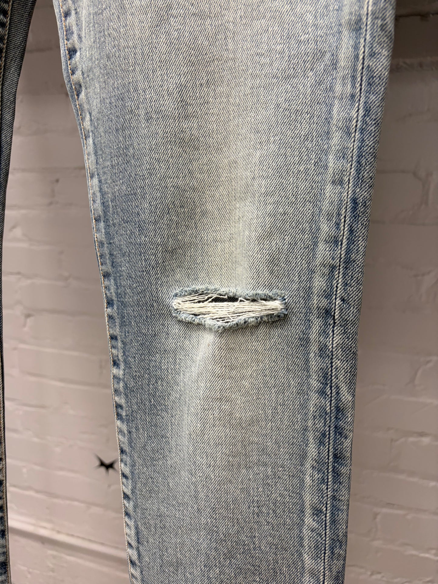 2021 Saint Laurent ‘D02’ Light Wash Blue Distressed Skinny Jeans