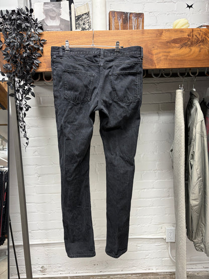 2020 Saint Laurent ‘D18’ Black Skinny Jeans