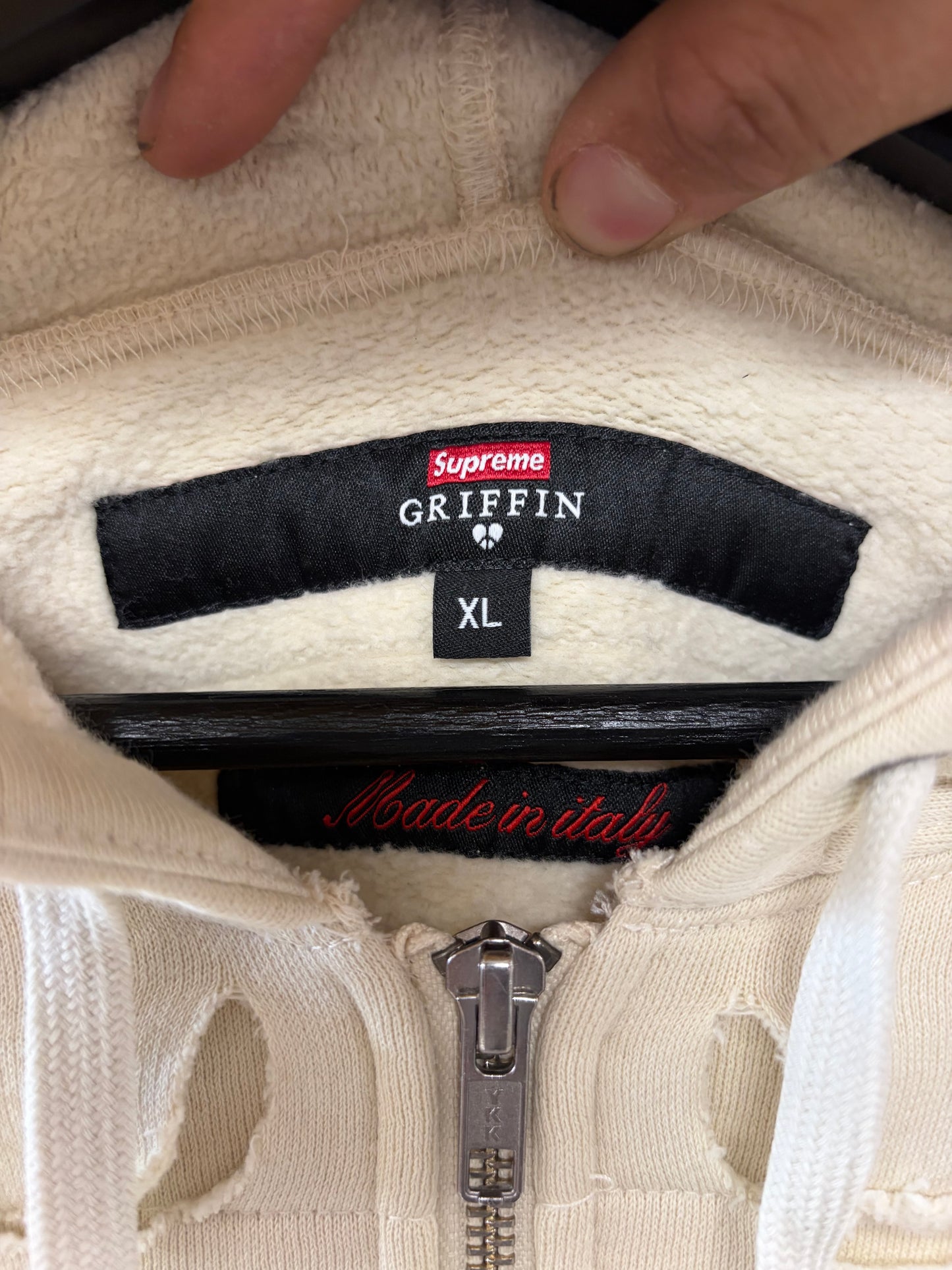 AW2022 Supreme x Griffin ‘Slash Distressed’ Zip-Up Hoodie