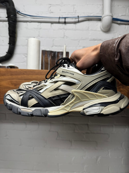 Balenciaga ‘Track 2’ Beige/Black Low Top Sneakers