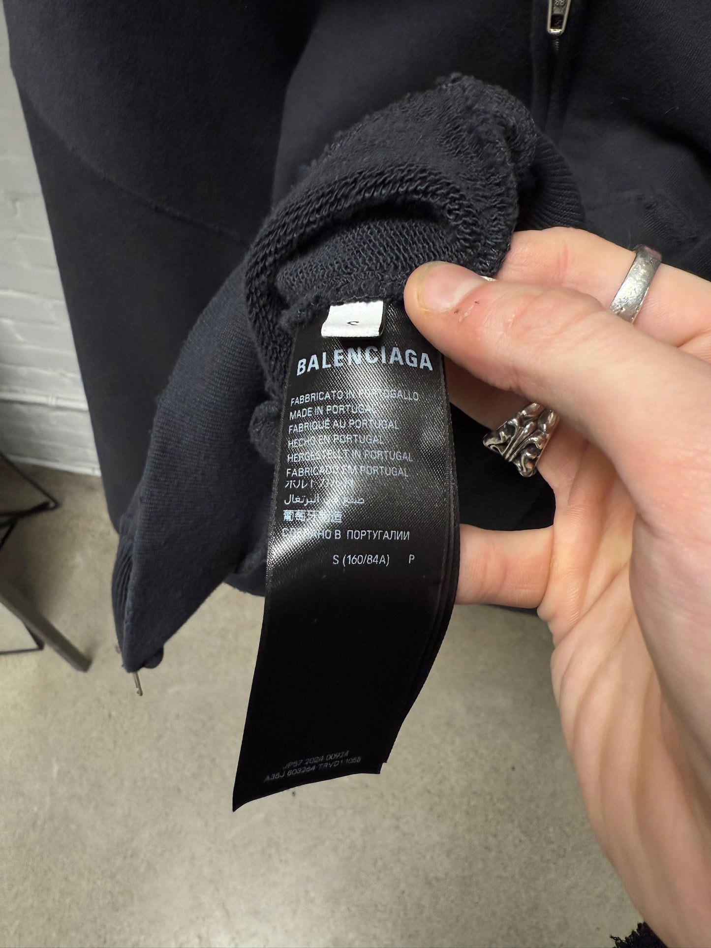 AW2024 Balenciaga ‘Planet Earth’ Hard Rock Cafe Bootleg Black Zip-Up Hoodie