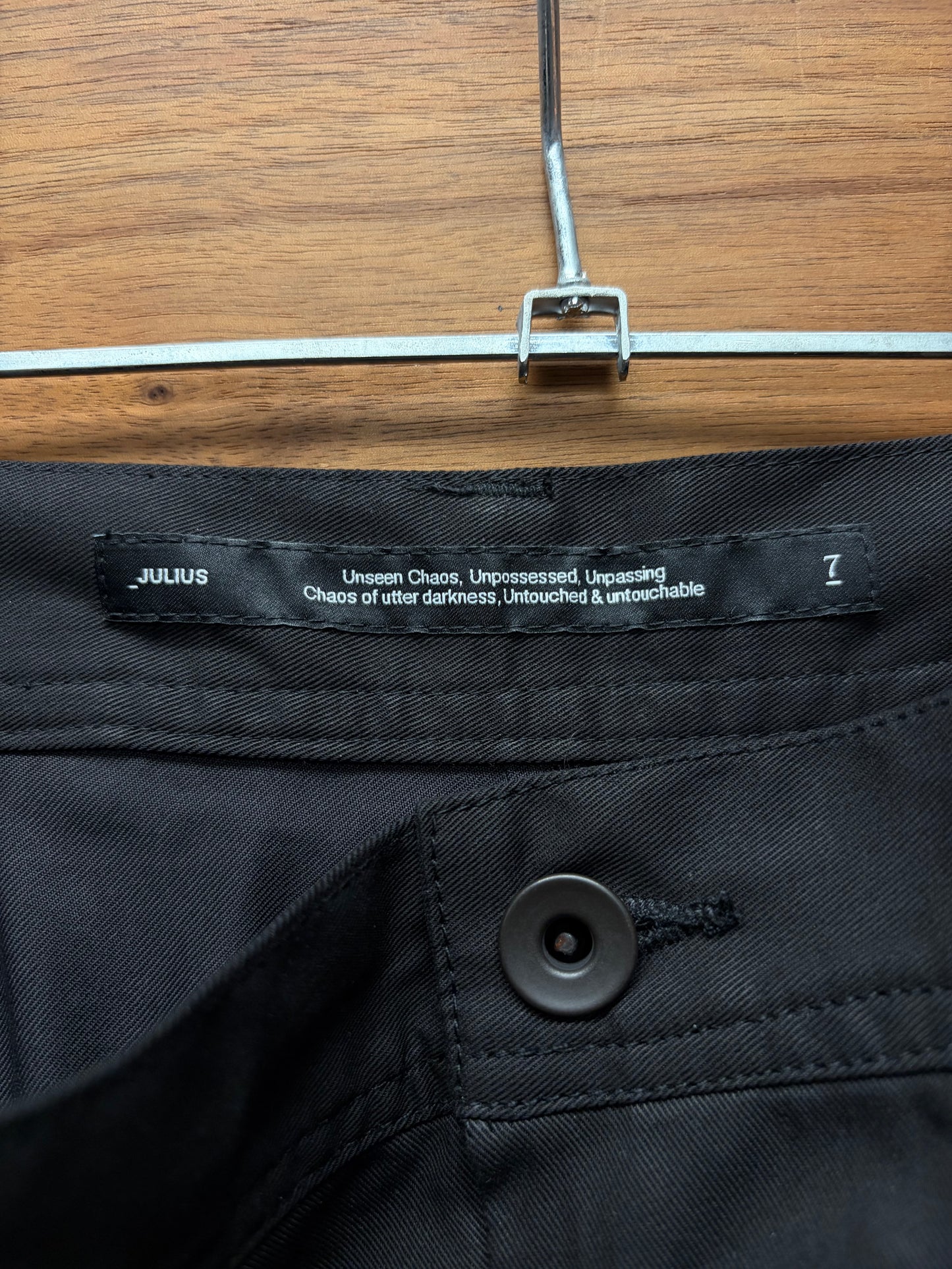 SS2025 Julius ‘Glyder’ Cotton/Nylon Twill Black Slim Cut Pants