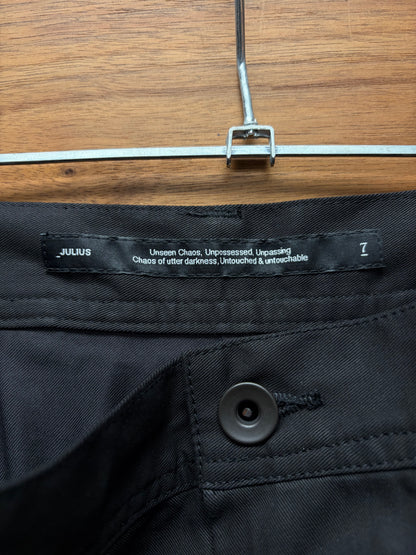 SS2025 Julius ‘Glyder’ Cotton/Nylon Twill Black Slim Cut Pants