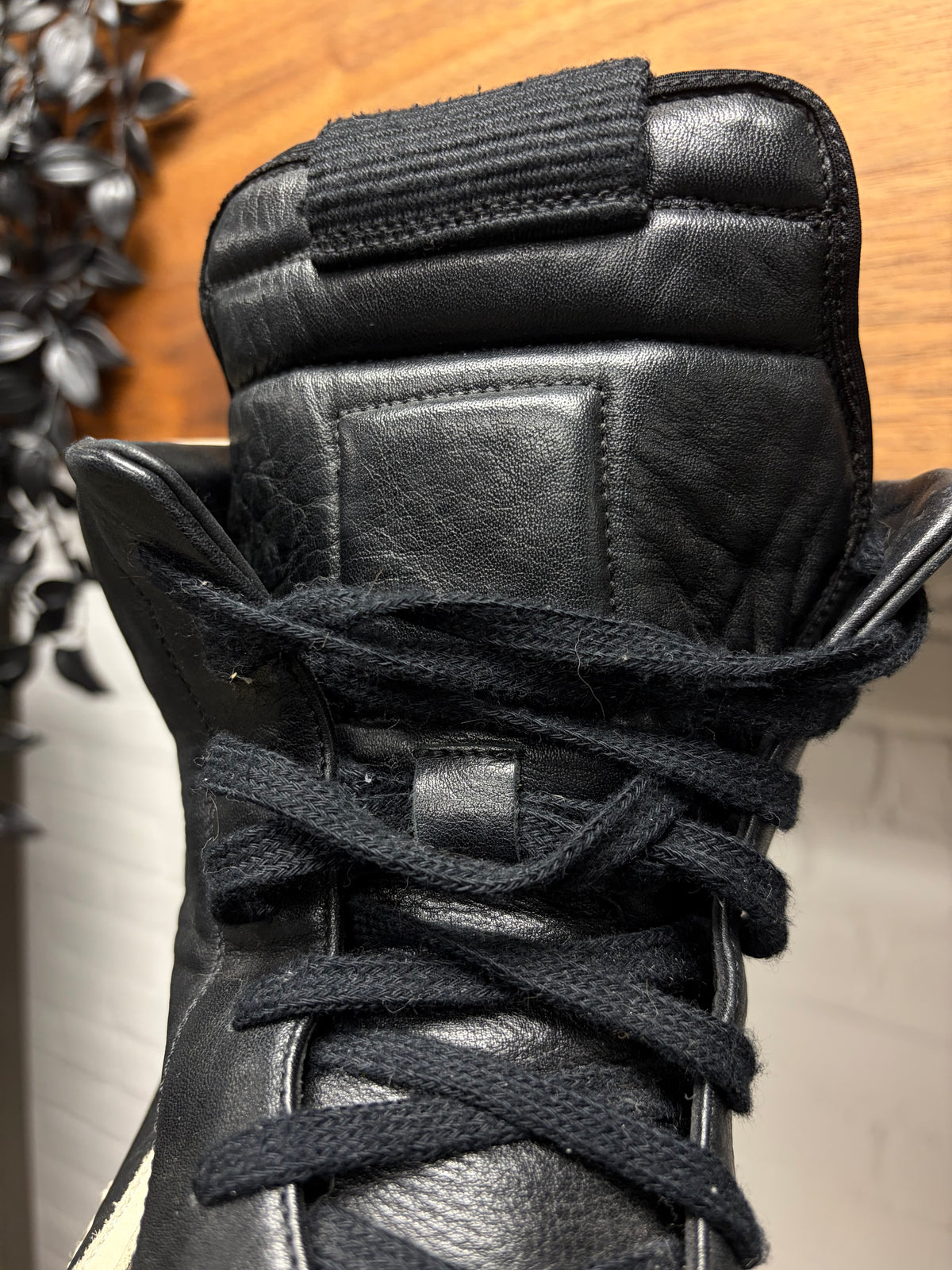 Rick Owens ‘Short Tongue’ Geobasket Black/Milk Leather Mid-Top Sneakers