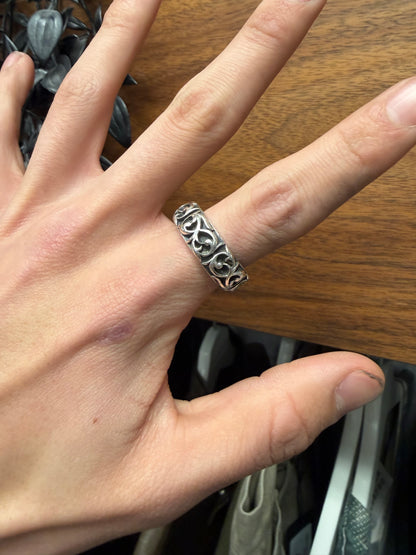 Chrome Hearts ‘Eternity Vine’ 925 Silver Ring