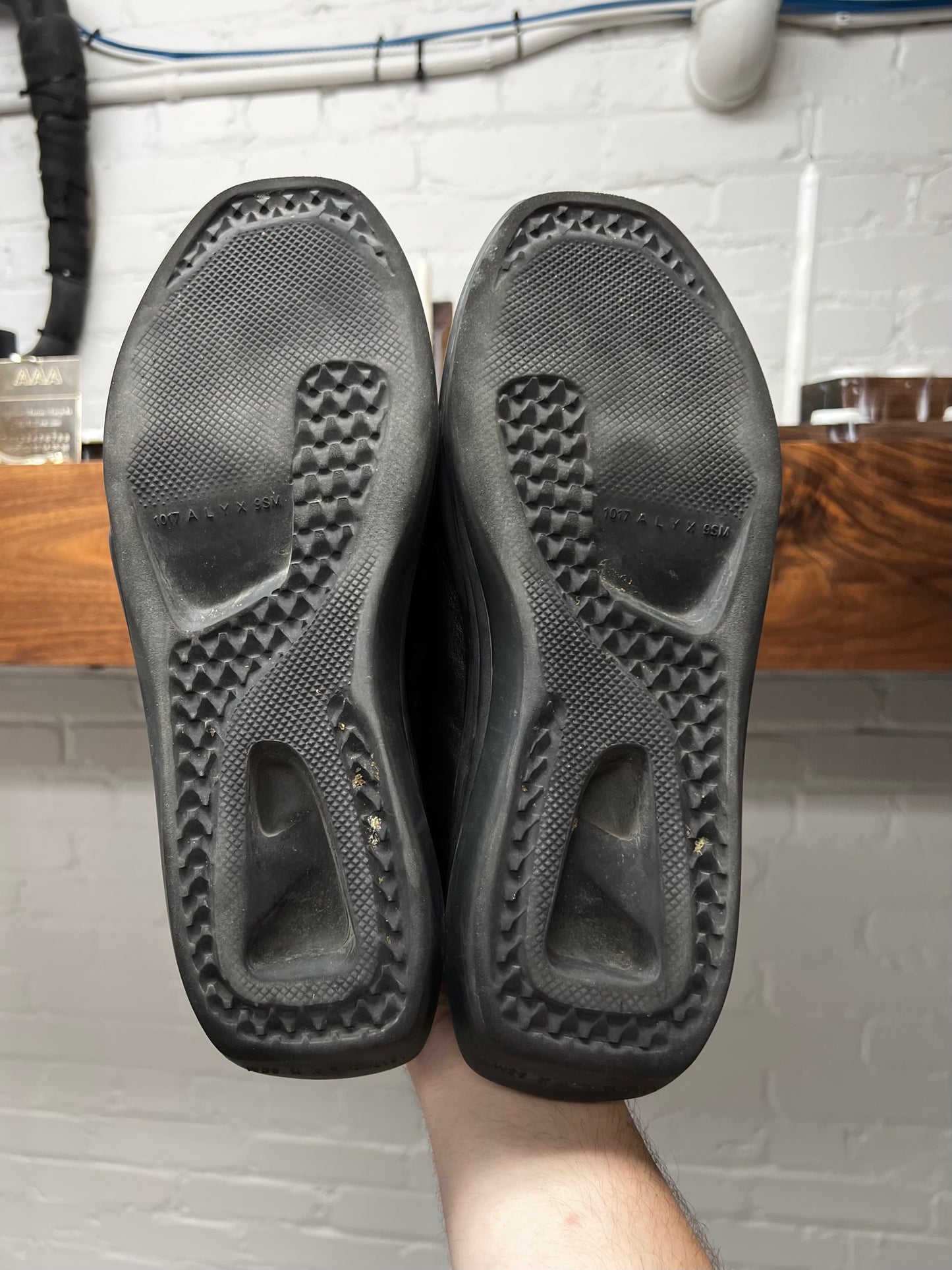 AW2021 Alyx Studios Leather Mono Mules
