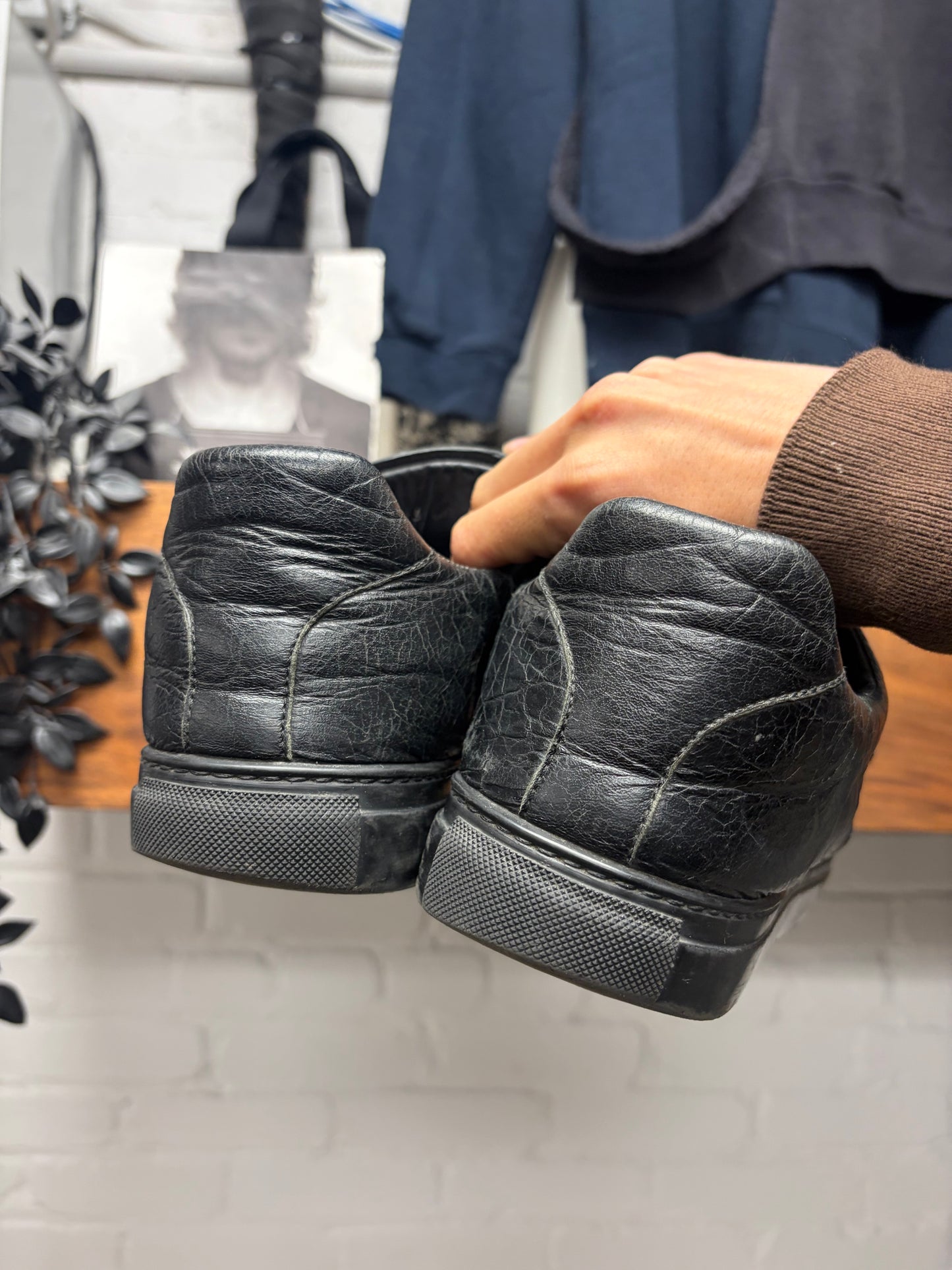 Balenciaga ‘Arena’ Black Leather Low Top Sneakers