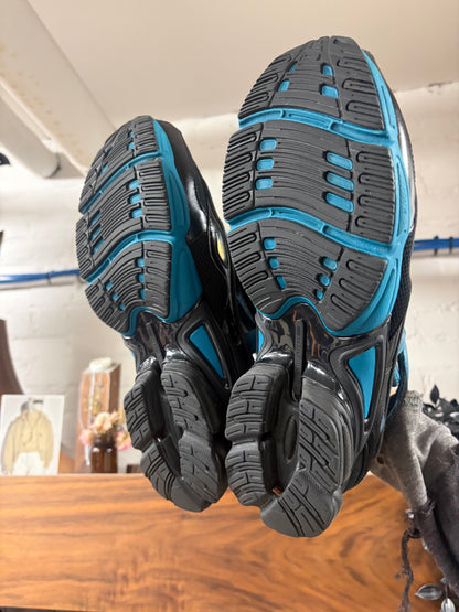 2018 Raf Simons x Adidas ‘Ozweegos’ Colonial Blue/Black Low Top Sneakers