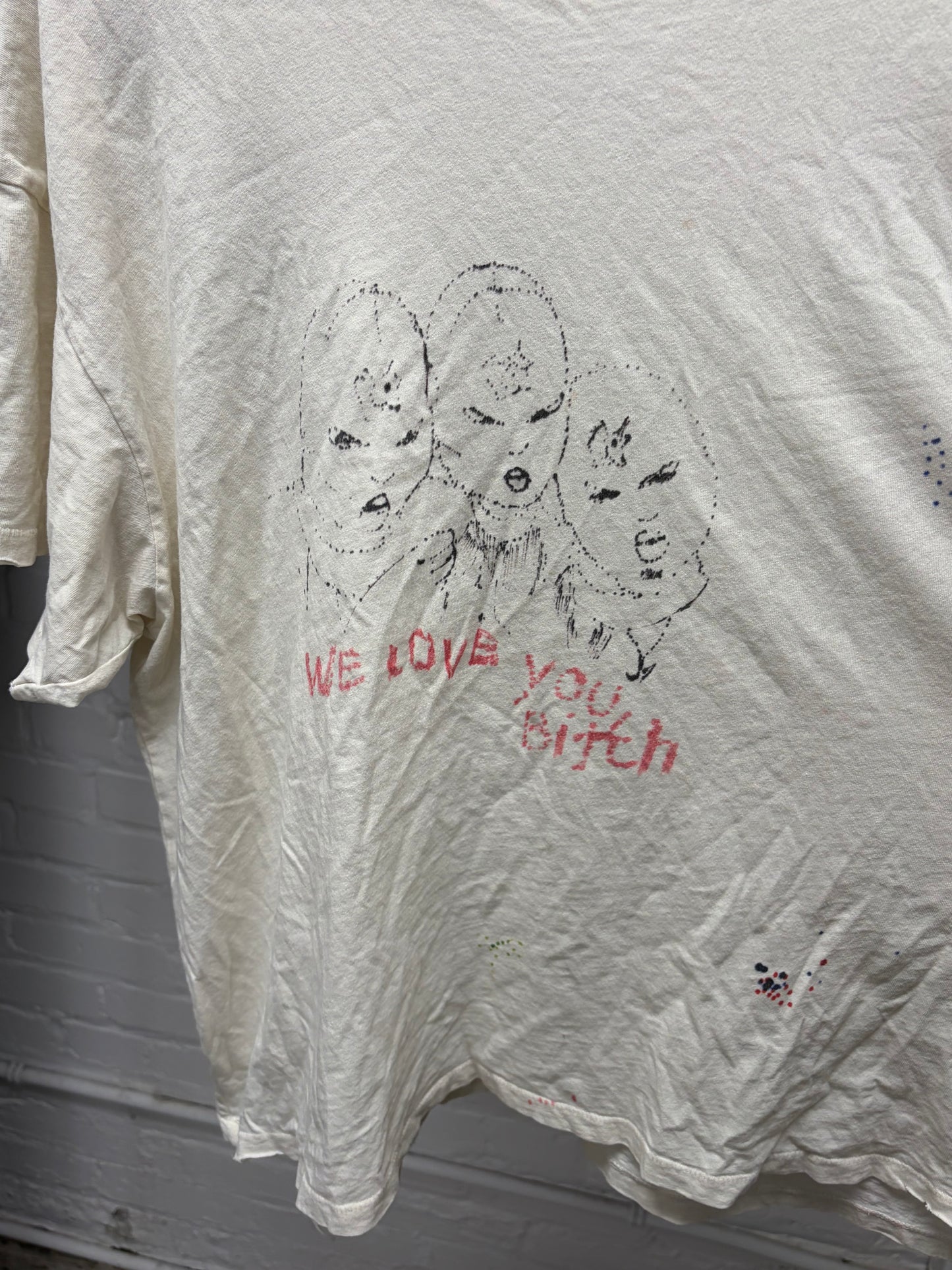 Paly ‘We Love You Bitch’ Distressed White Graphic T-Shirt