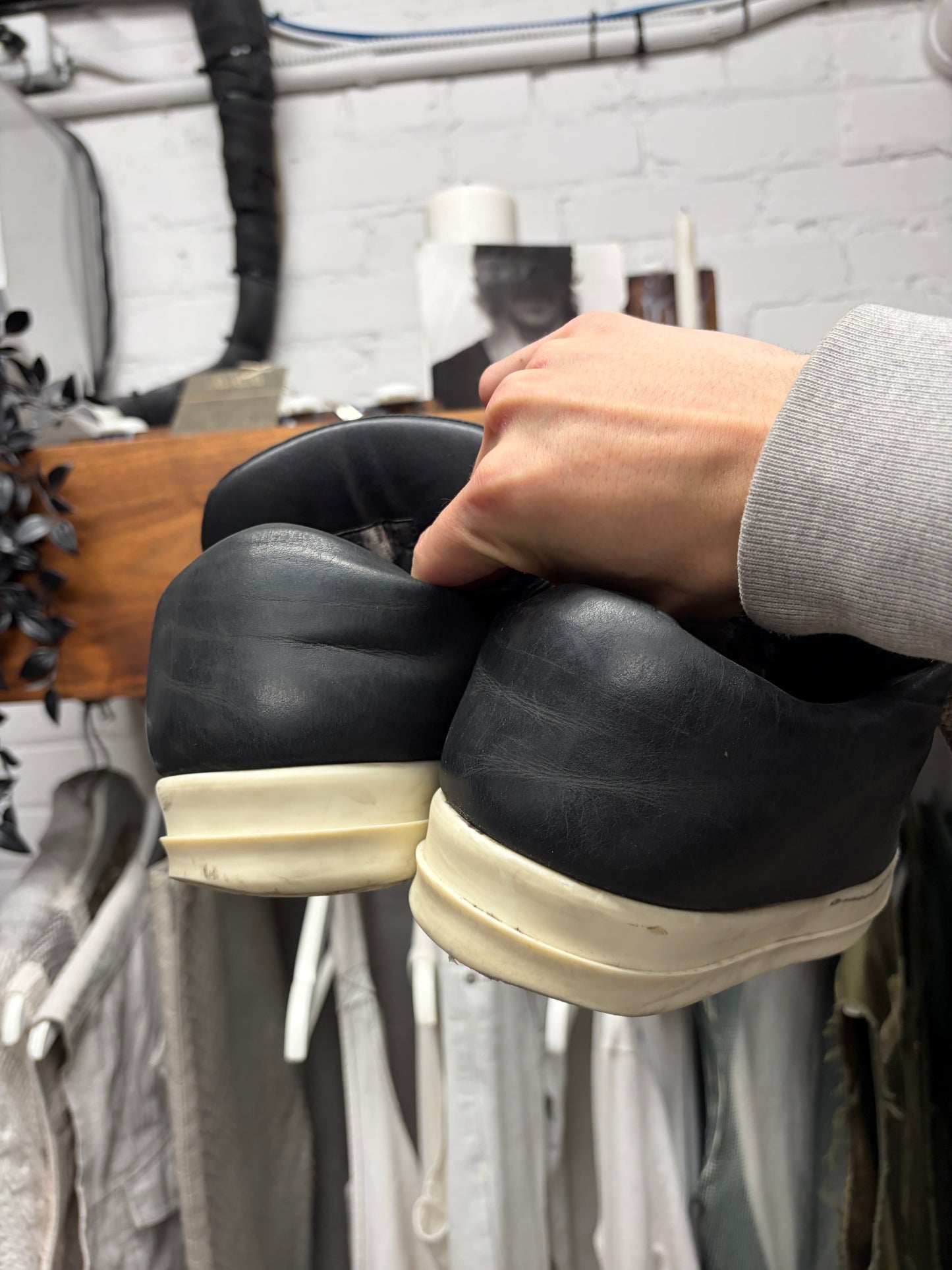 Rick Owens ‘Jumbo Lace’ Leather Ramones Low Top Sneakers