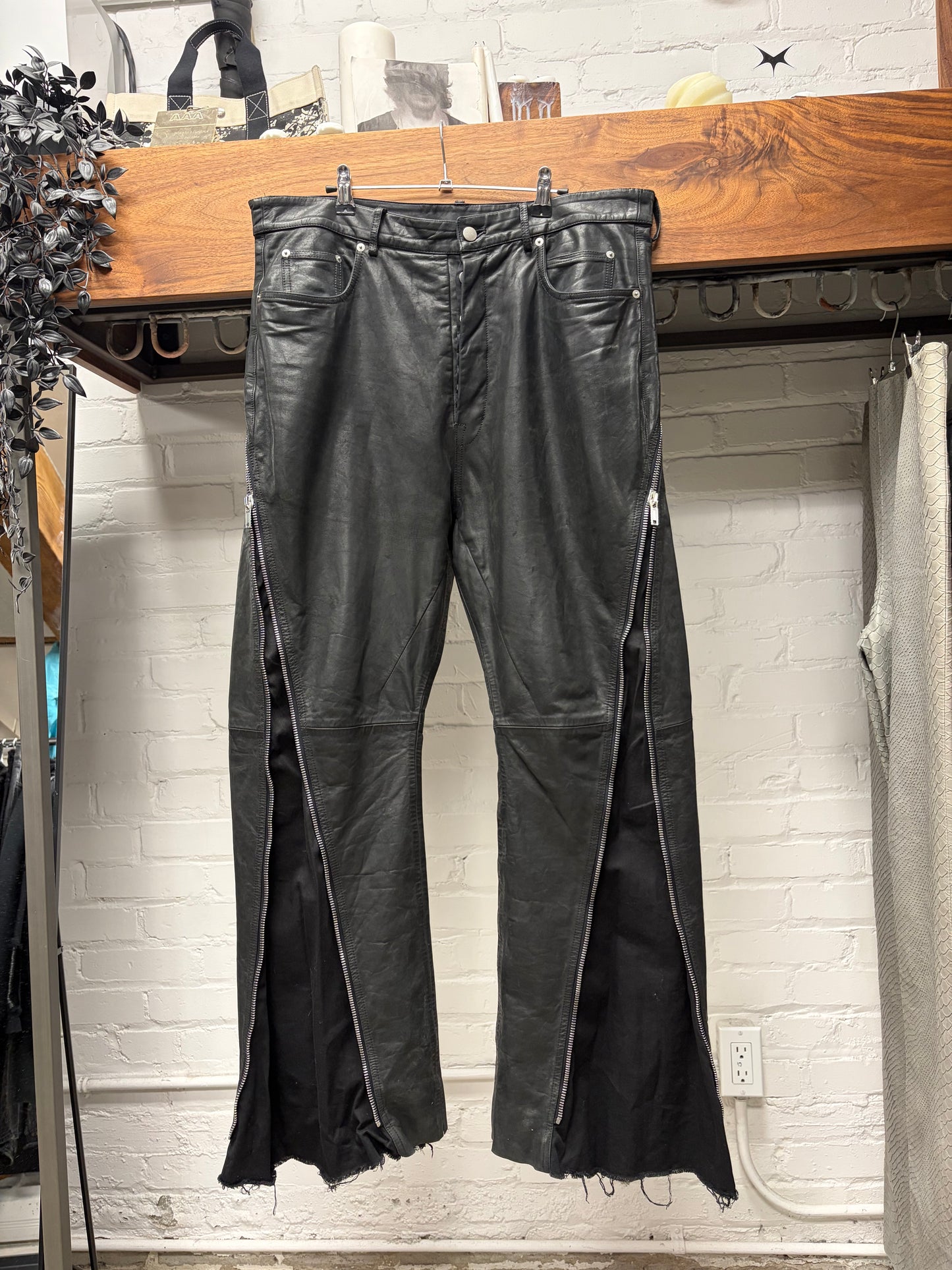 SS2023 Rick Owens ‘Edfu’ Mainline Leather ‘Bolans’ Banana Flared Leg Pants