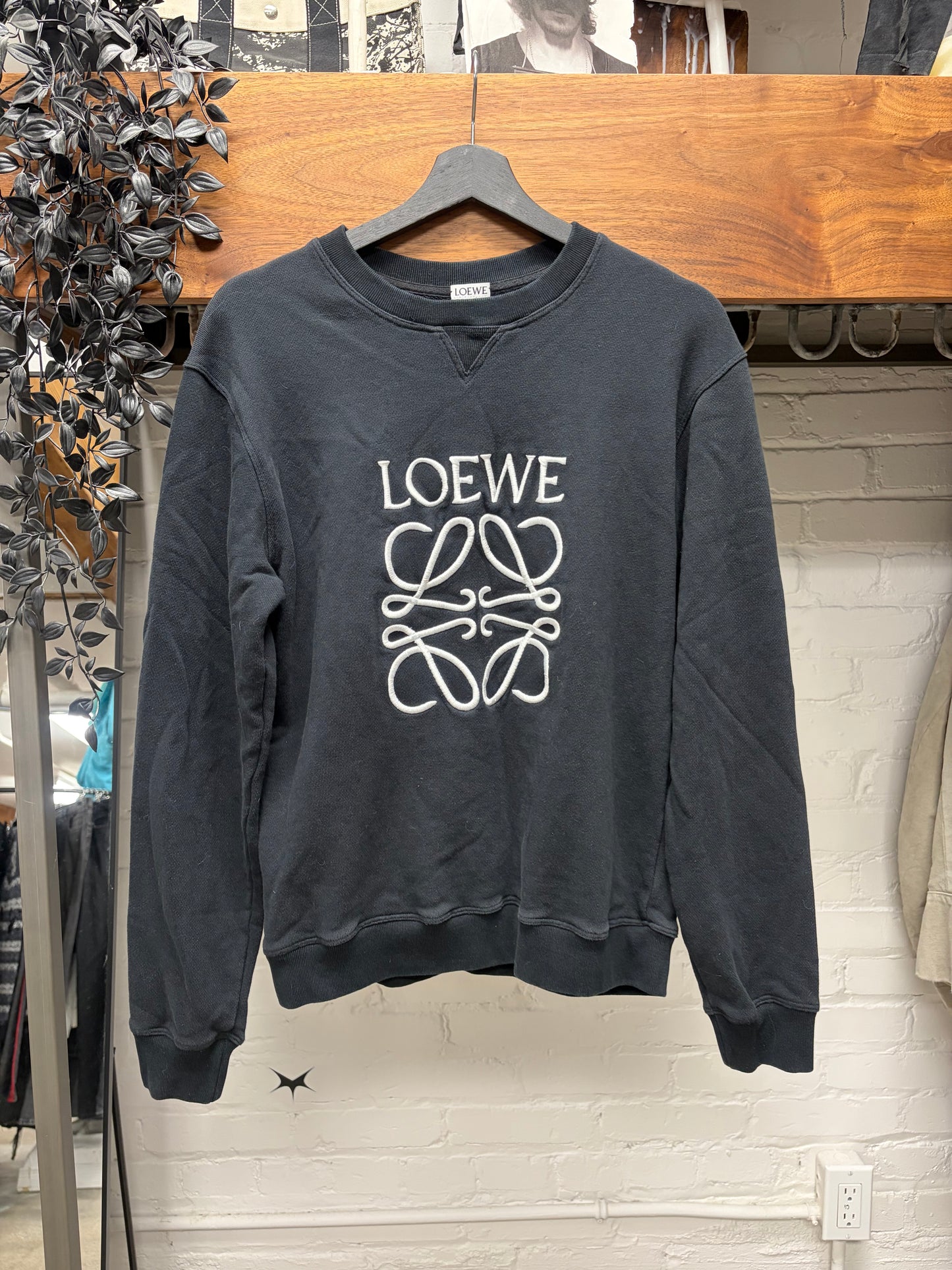Loewe ‘Anagram’ Embroidered Logo Black Sweatshirt